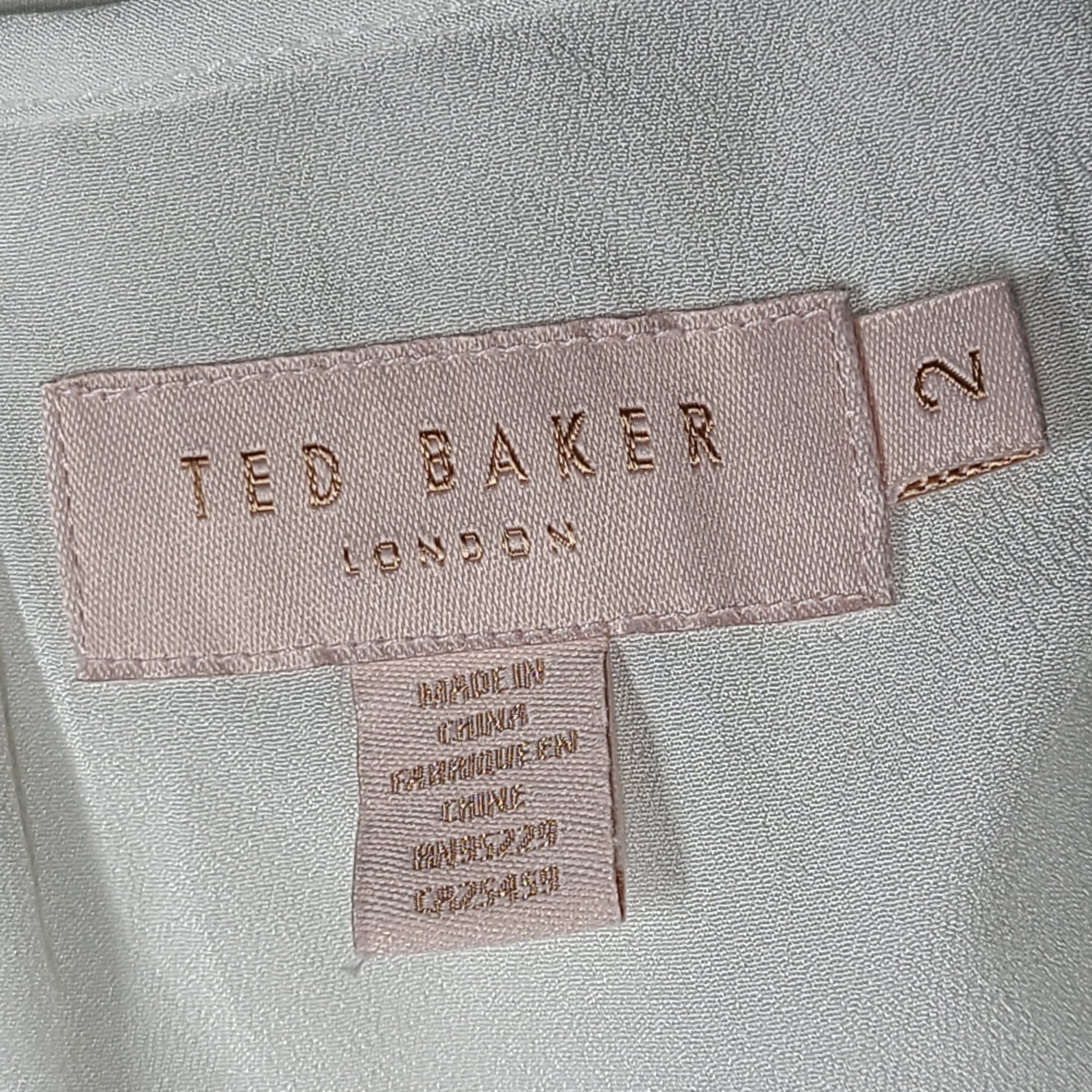 Ted Baker Cammey Scalloped Skater Dress Fit & Flare Embroidered White US6 /Ted 2