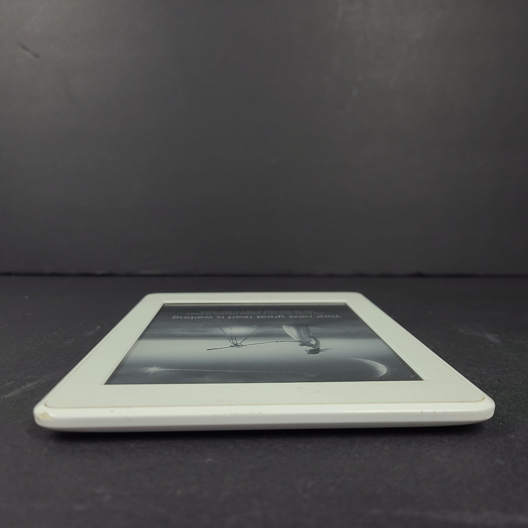 Amazon Kindle Paperwhite 7th Generation 4GB Wi-Fi 6in - White - Grade C