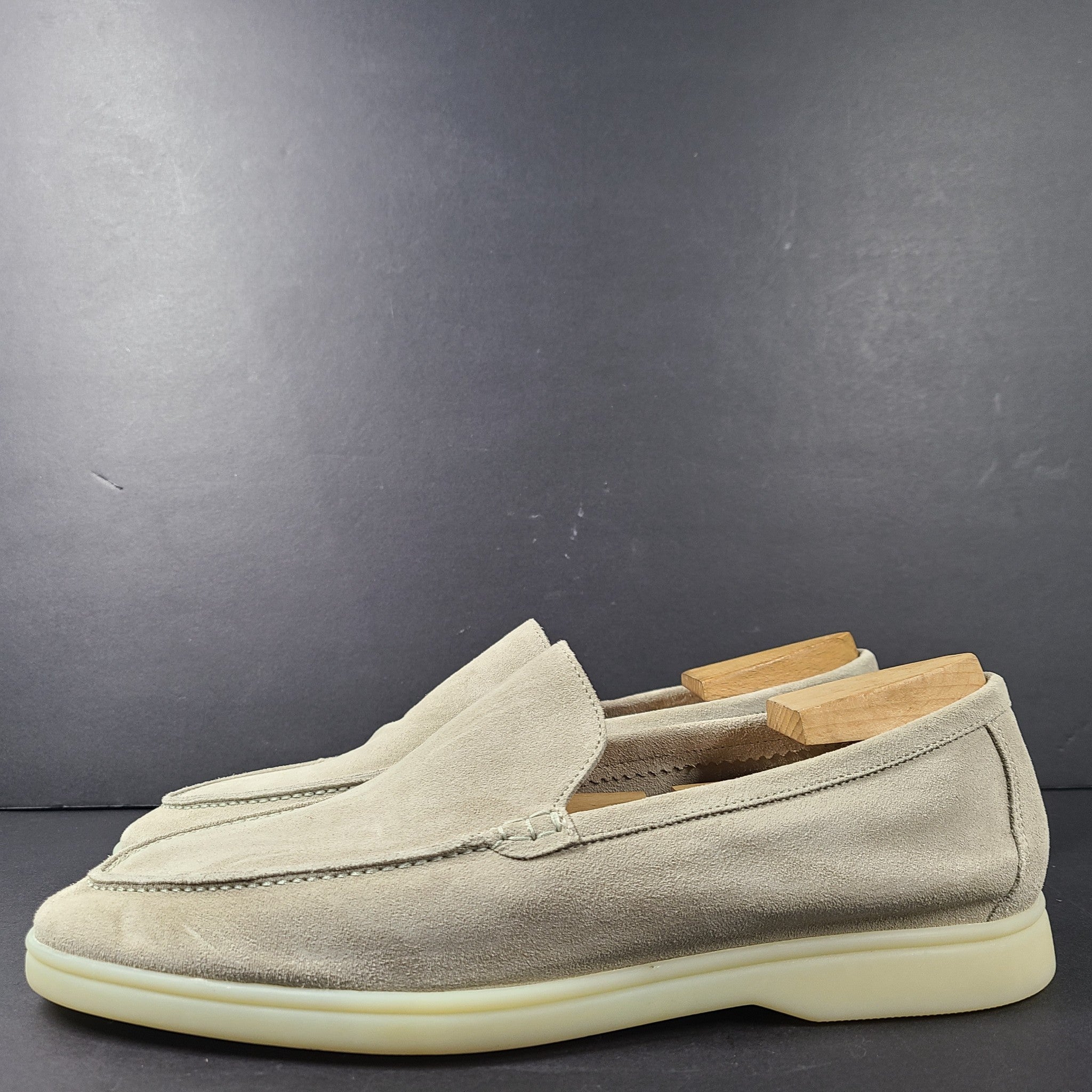 Russell & Bromley Men's CARMEL Soft Slip On Loafers Suede Beige Sz 11.5