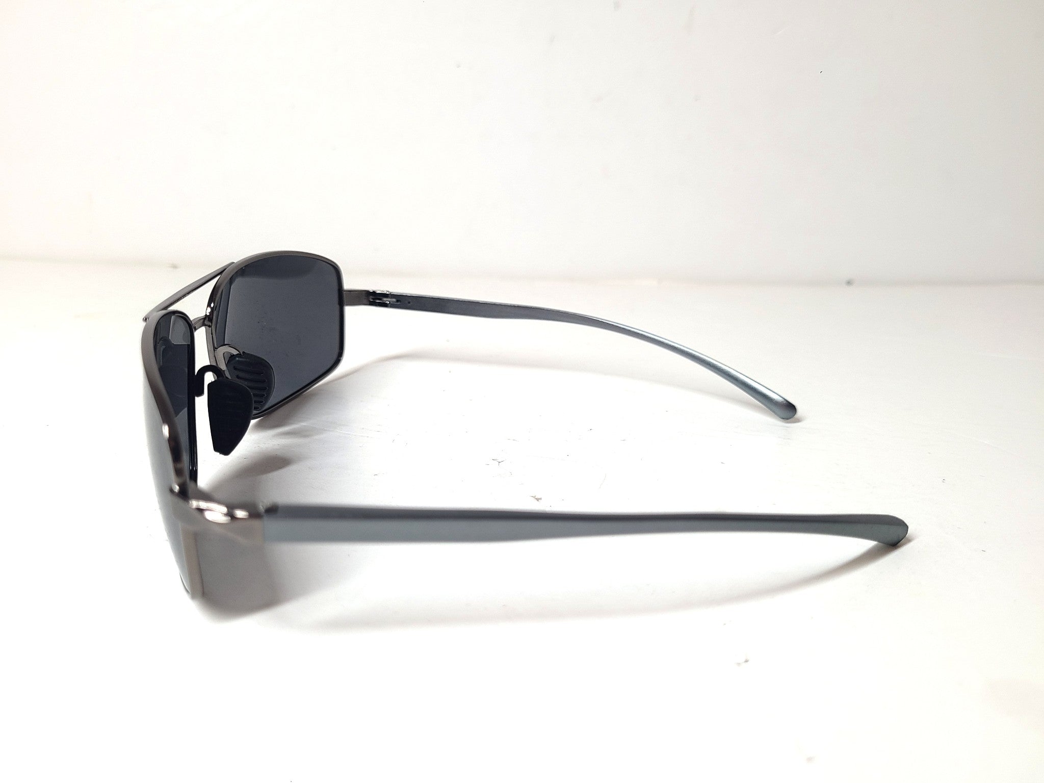 willochra Aluminum Polarized Reading Sunglasses Black Lens Gray 62 15 133