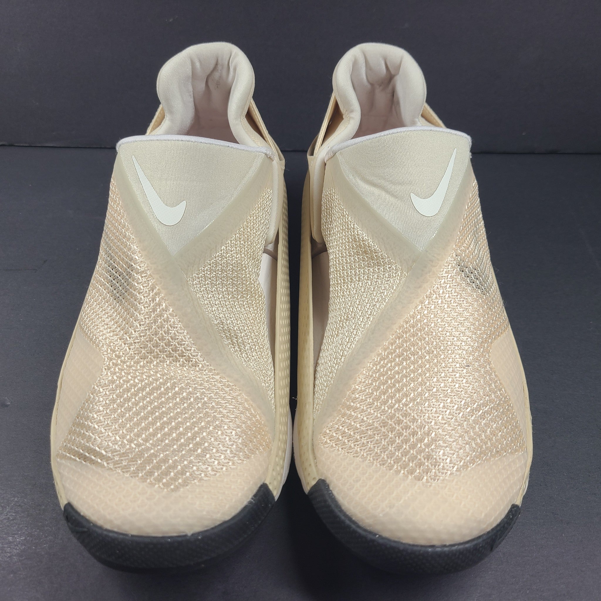 Nike Women's Go FlyEase Sanddrift Sneakers Shoes DR5540-103 Beige Sz 7