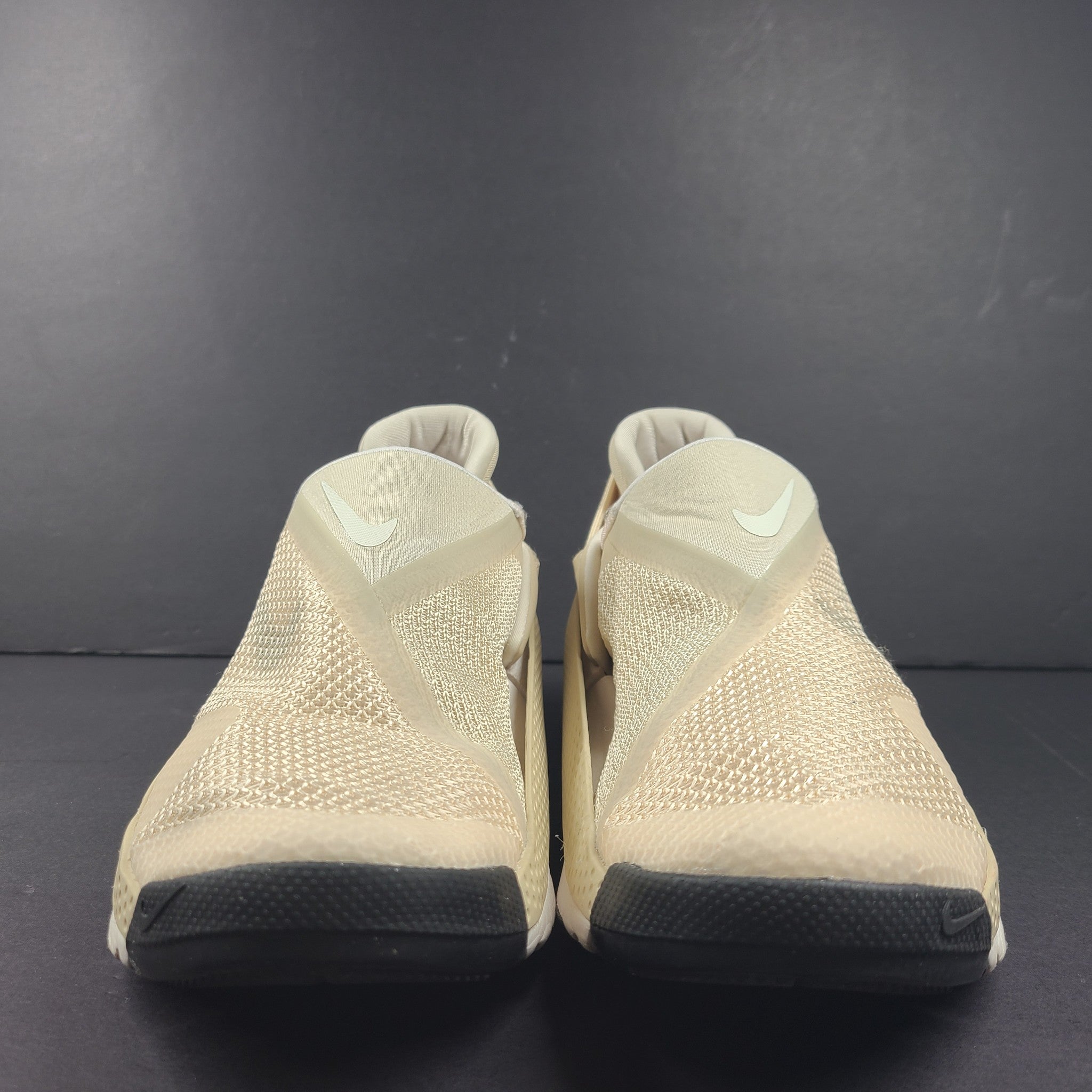 Nike Women's Go FlyEase Sanddrift Sneakers Shoes DR5540-103 Beige Sz 7
