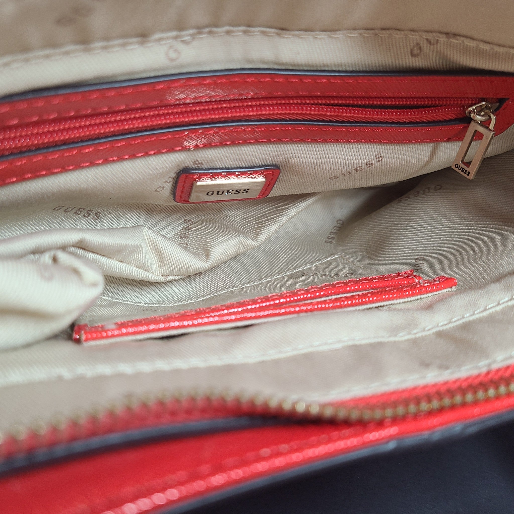 GUESS Layla Top Zip Shoulder Bag Purse Handbag Red w/ Removable Pouch