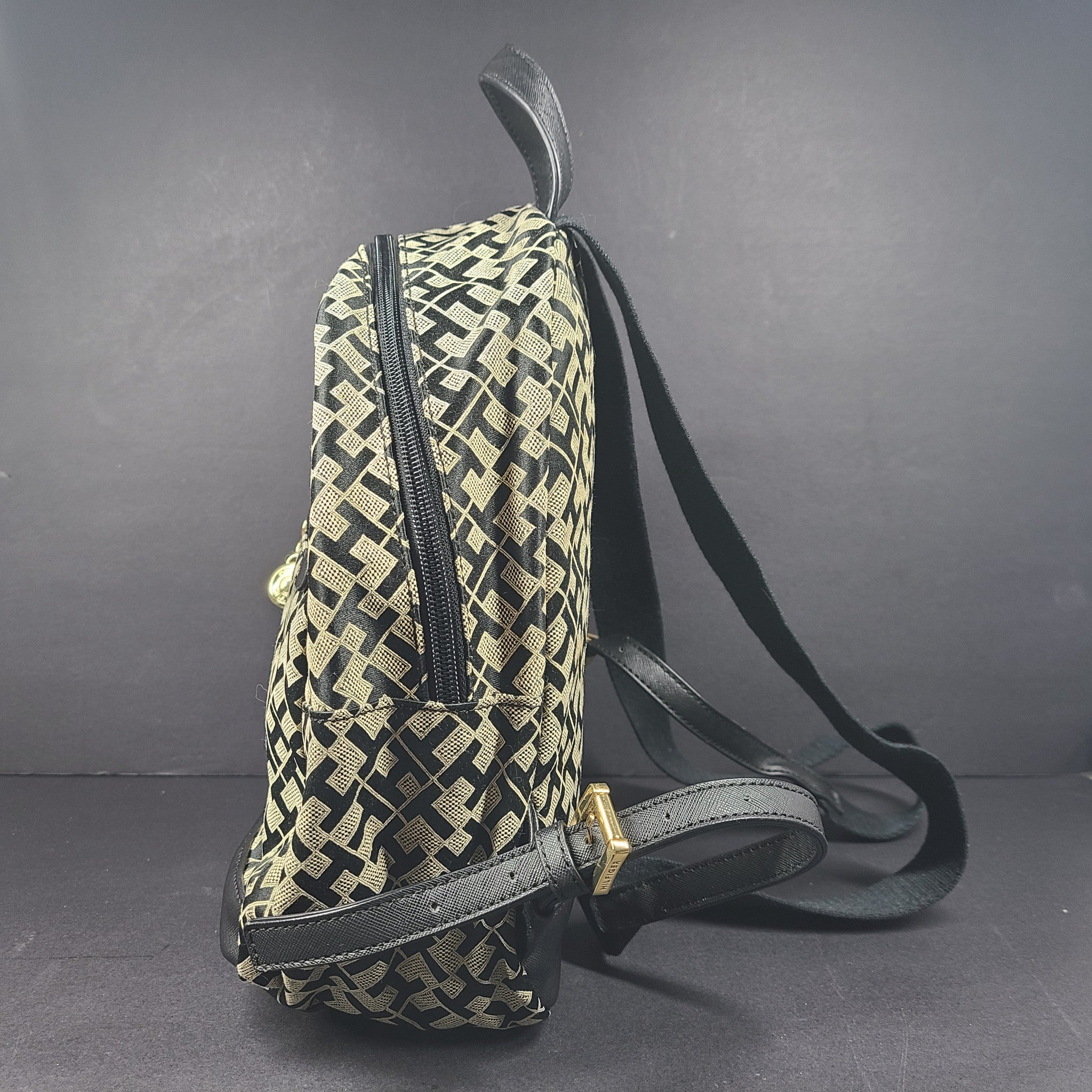 Tommy Hilfiger Women's Backpack Small Monogram Beige Black