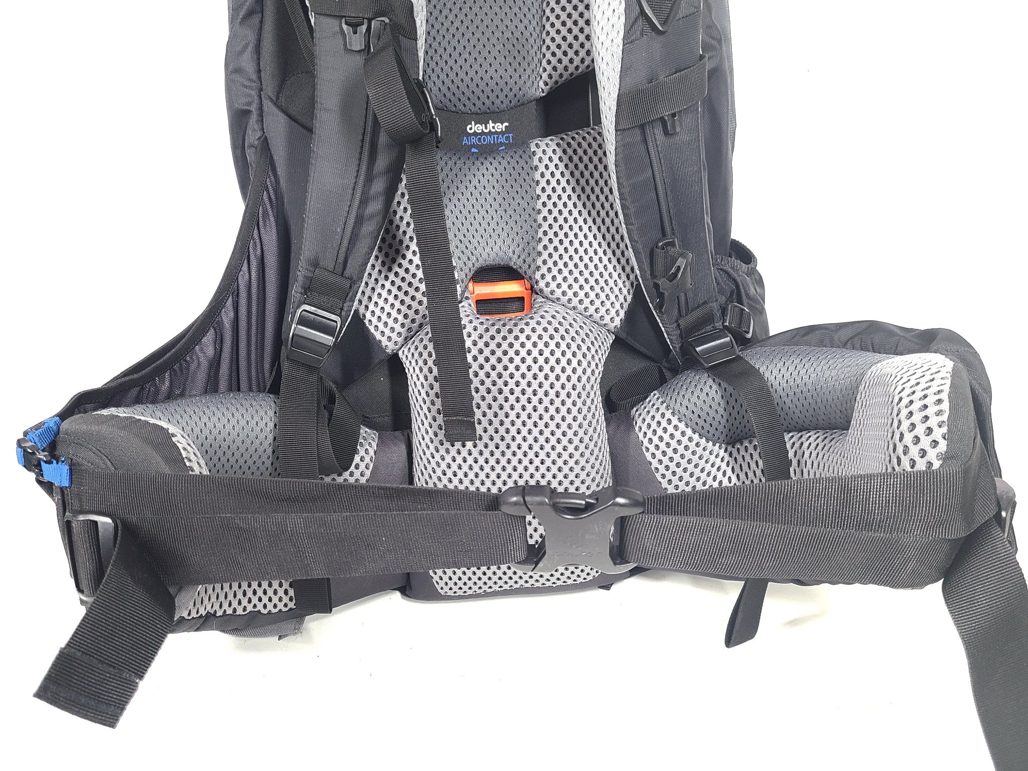 Deuter Aircontact Pro 60+15 Hiking Trekking Backpacking Backpack Gray