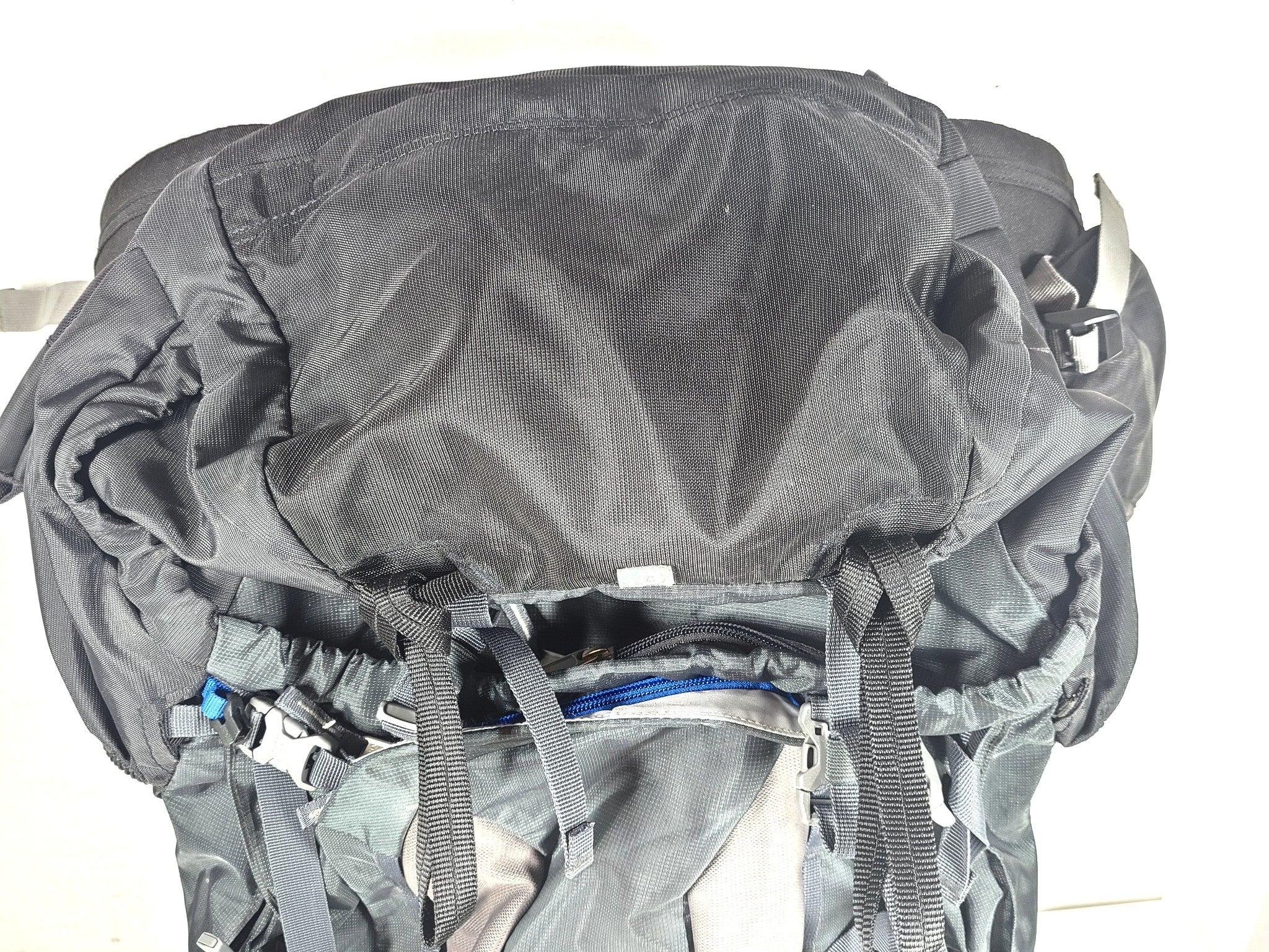 Deuter Aircontact Pro 60+15 Hiking Trekking Backpacking Backpack Gray