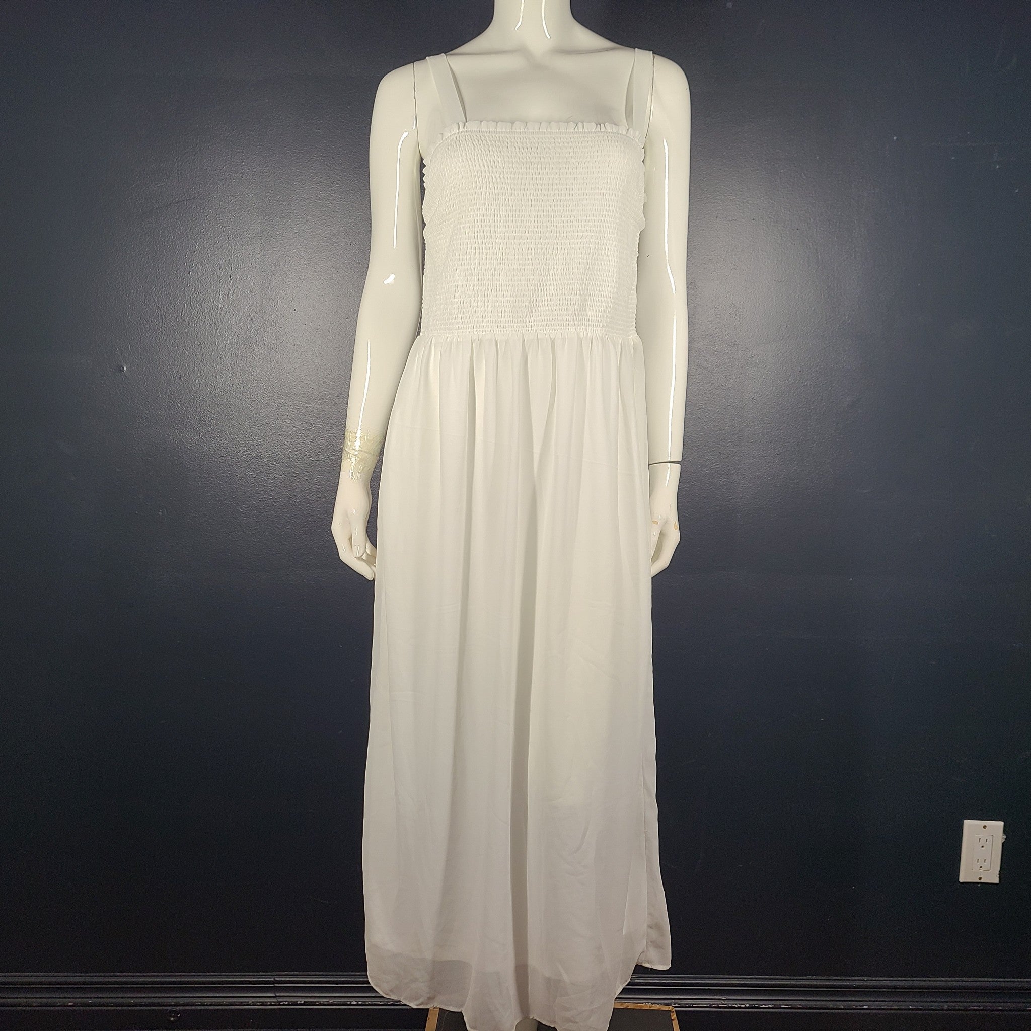 Dex Tie-Strap Smocked Maxi Dress Light Flowy Breathable Romantic White Sz M