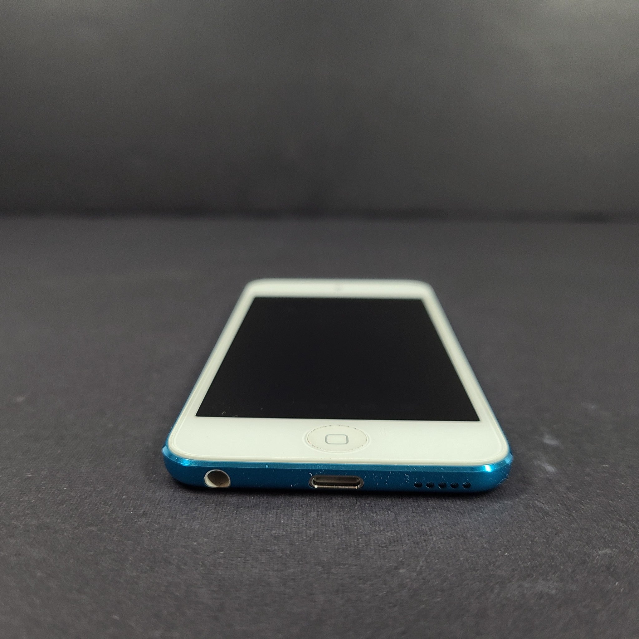 Apple iPod touch 5th Generation (16 GB) - Blue
