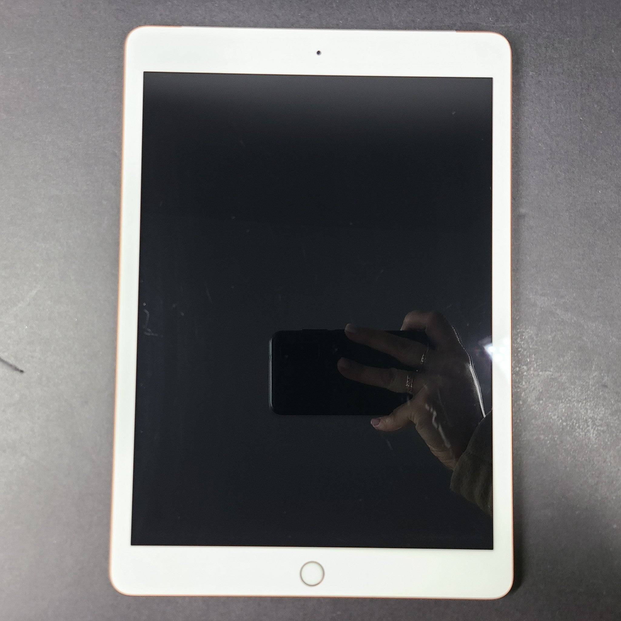 Apple iPad 8th Gen. 32GB, Wi-Fi + 4G (Unlocked), 10.2 in - Rose Gold