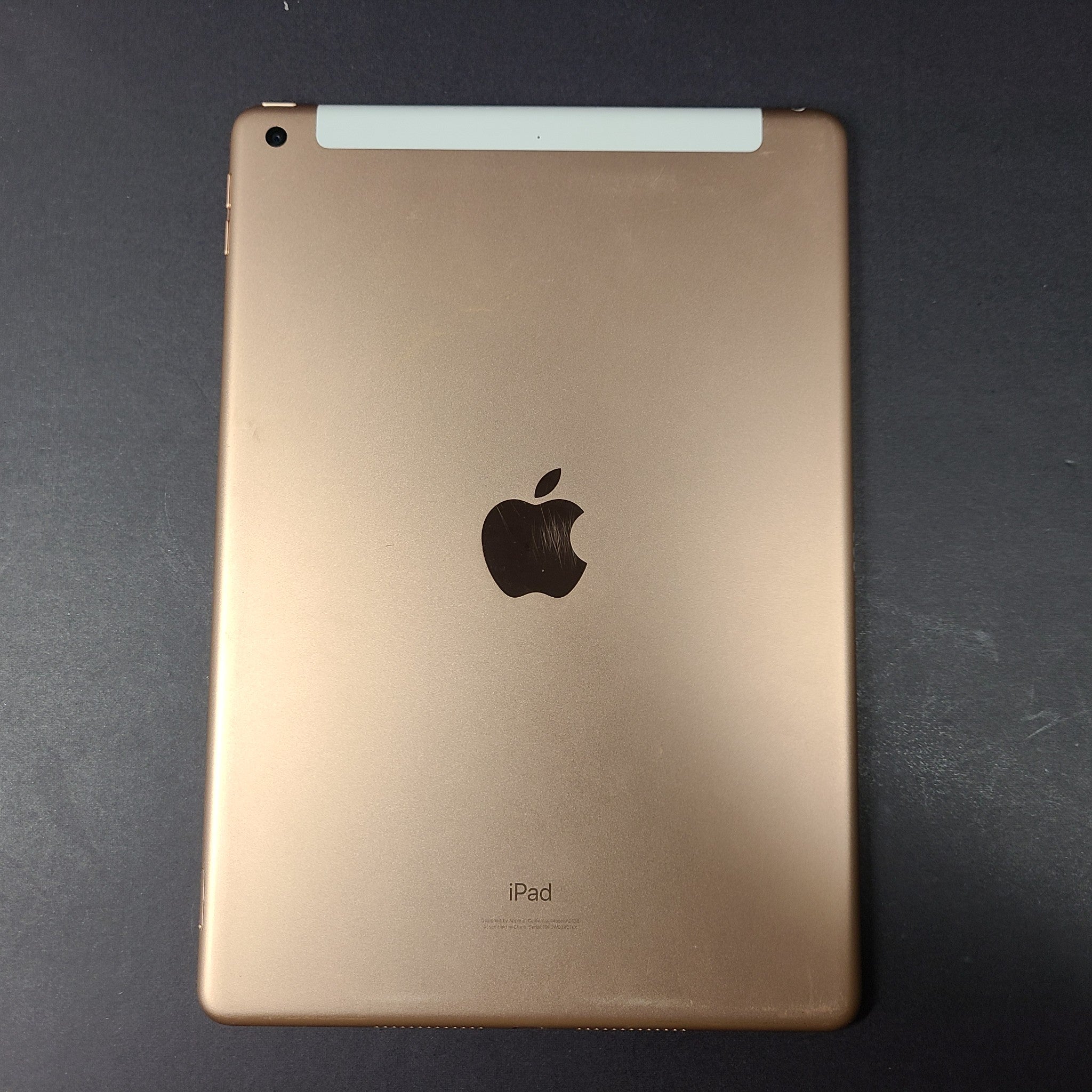 Apple iPad 8th Gen. 32GB, Wi-Fi + 4G (Unlocked), 10.2 in - Rose Gold