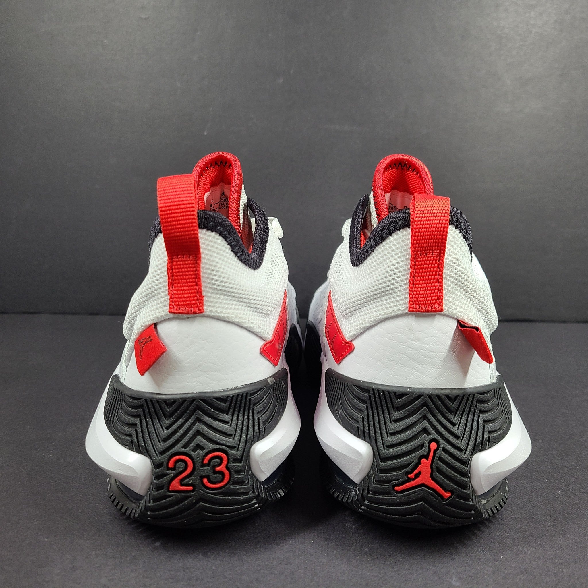 Nike Junior GS Jordan Stay Loyal 2 Sneakers DQ8398-106 White Red Black Sz 4.5Y