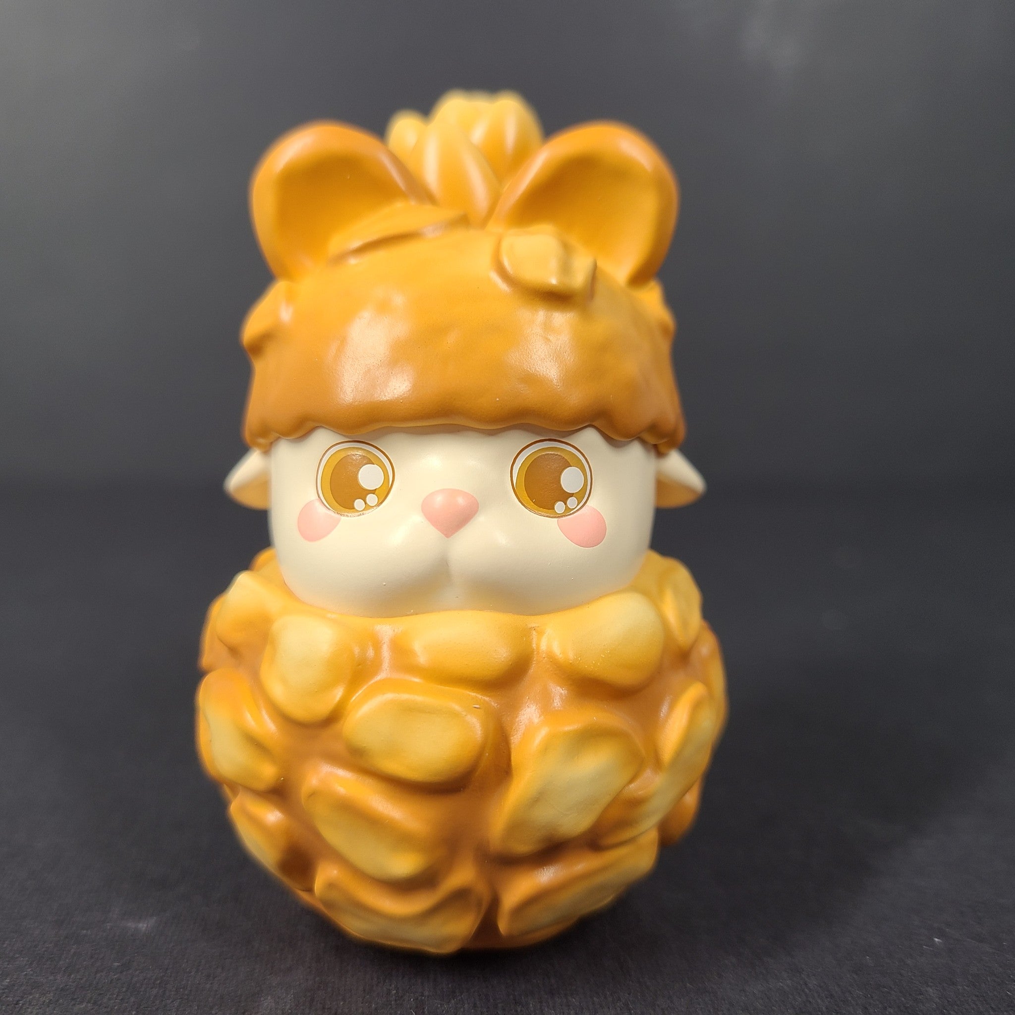HEY DOLLS CRAYON Pink Dessert Series Mini Figure Pineapple Buns Designer Art Toy