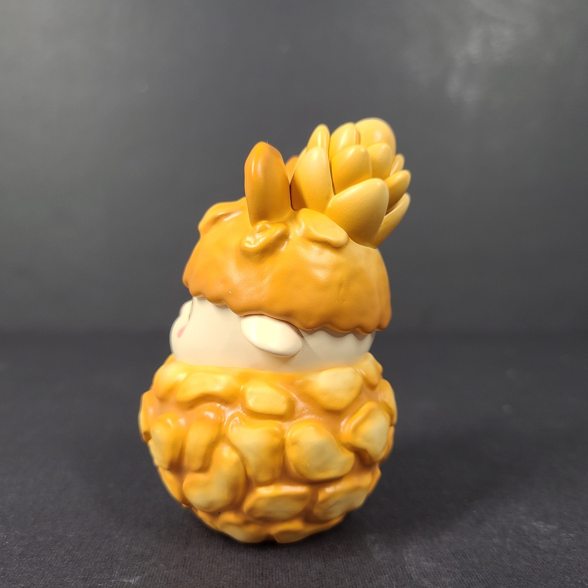 HEY DOLLS CRAYON Pink Dessert Series Mini Figure Pineapple Buns Designer Art Toy