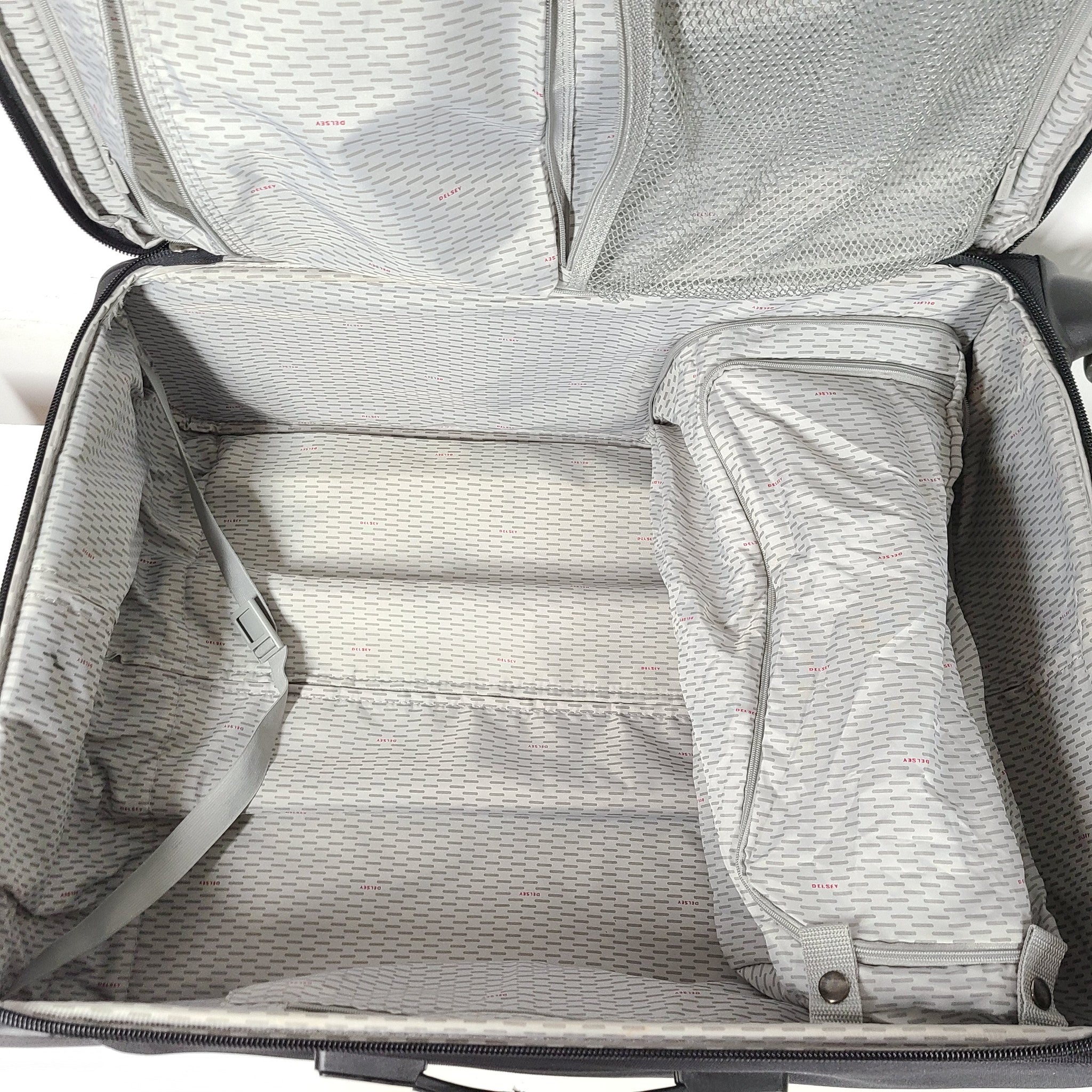 Delsey 27" Spinner Luggage Lightweight Soft Case Expandable Multi Pockets Black