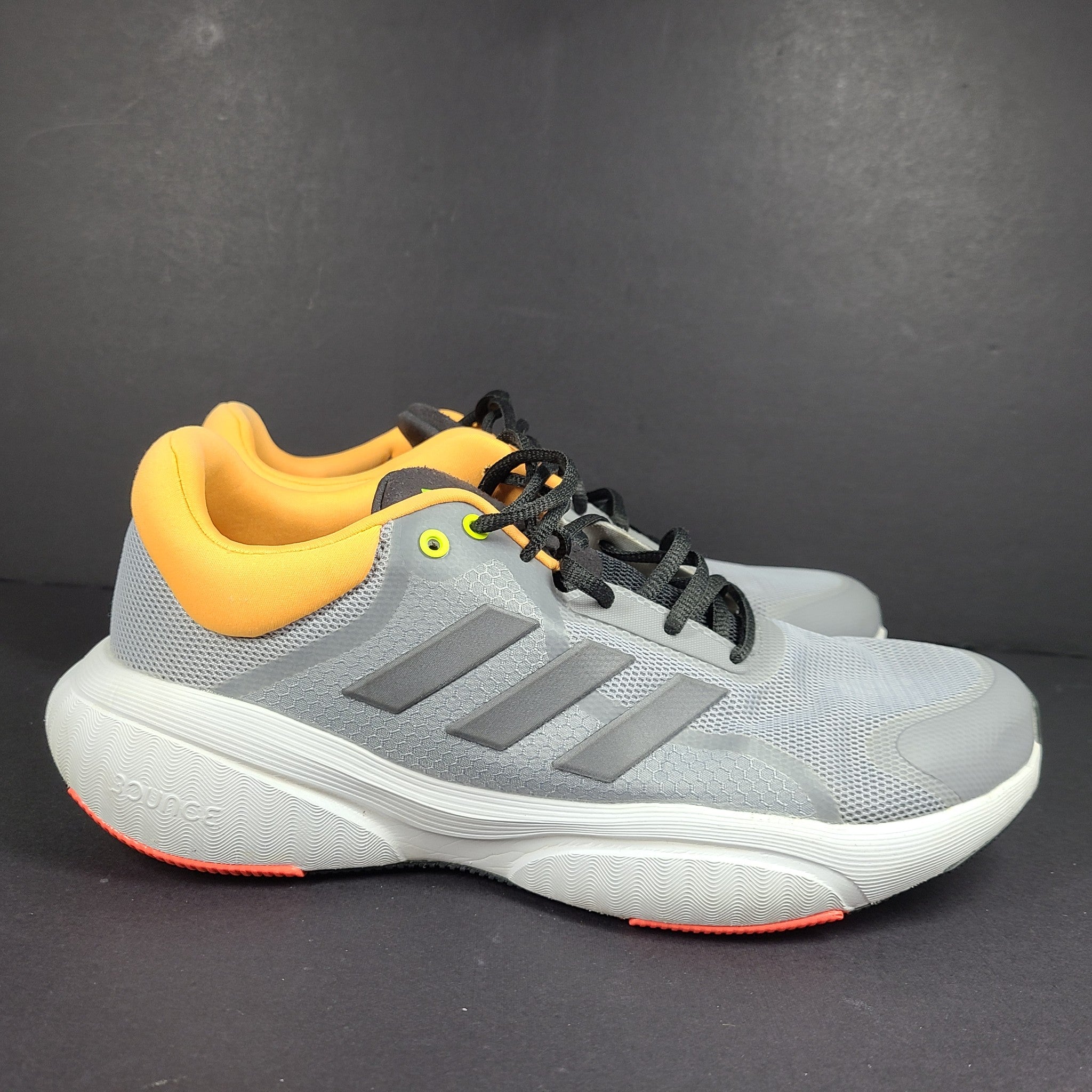 Adidas Men's Response Sneakers Running Shoes Gray GW6565 Sz 9