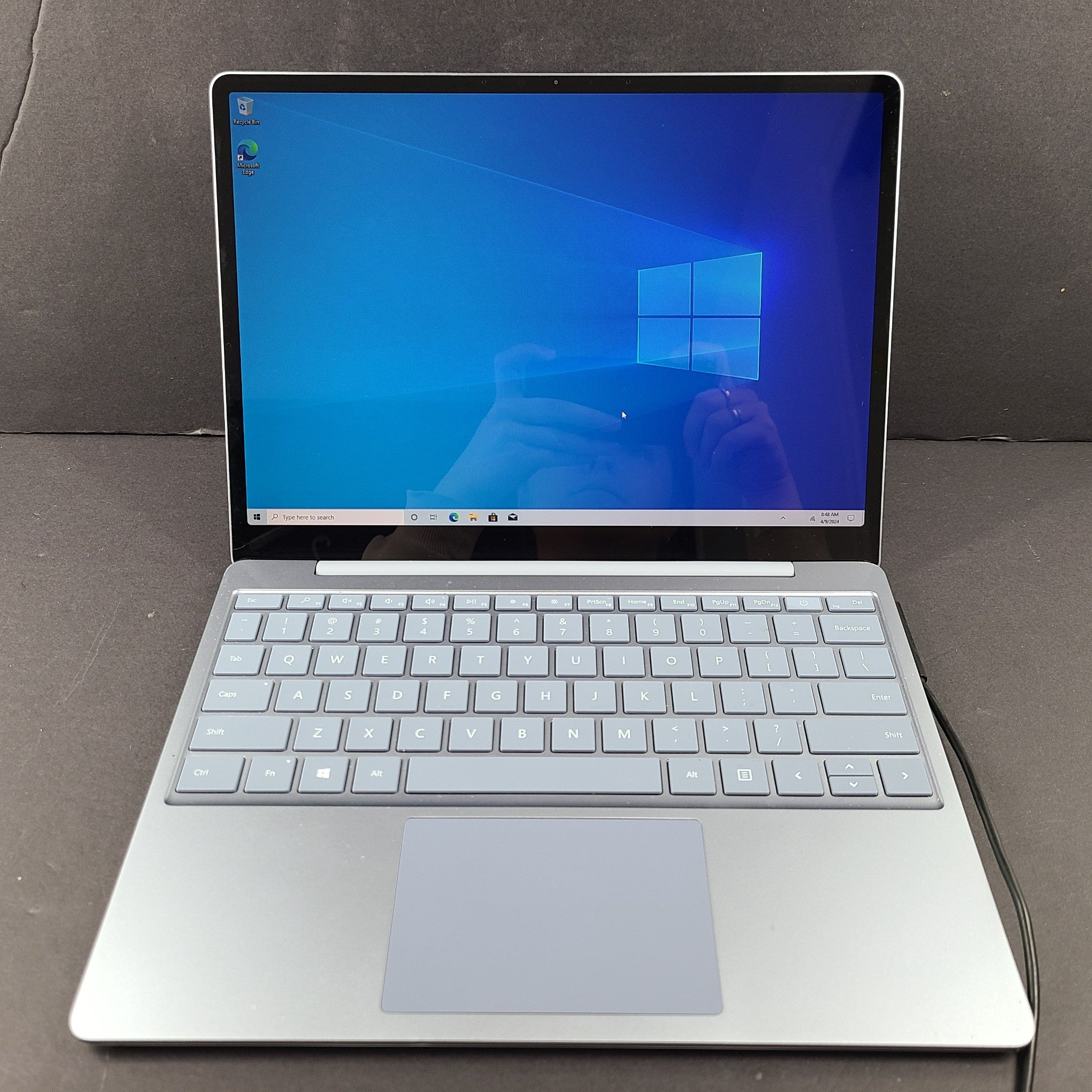 Microsoft Surface Laptop GO 12.4" 1943 Intel Core i5-1035G1 8/128GB Silver READ