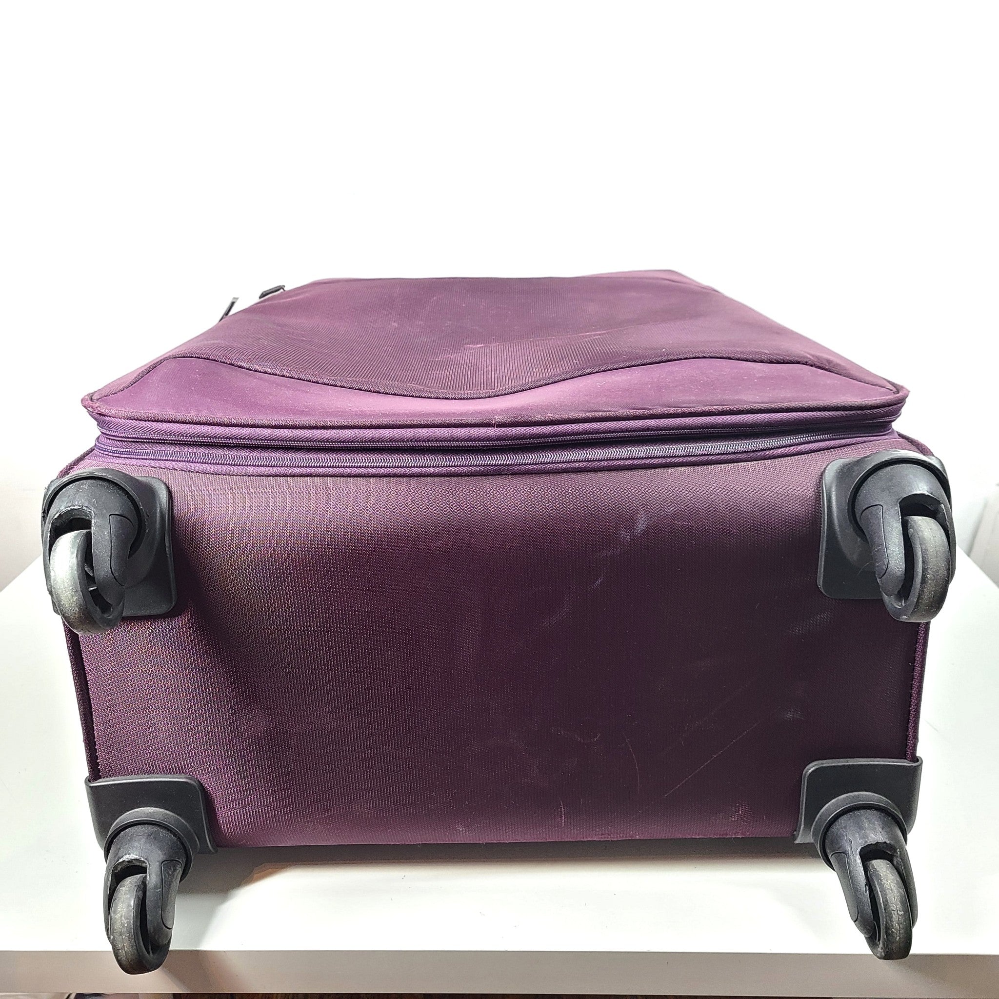 Samsonite 30" 72H DLX Spinner ULTRA LIGHT Luggage Suitcase TSA Lock Purple