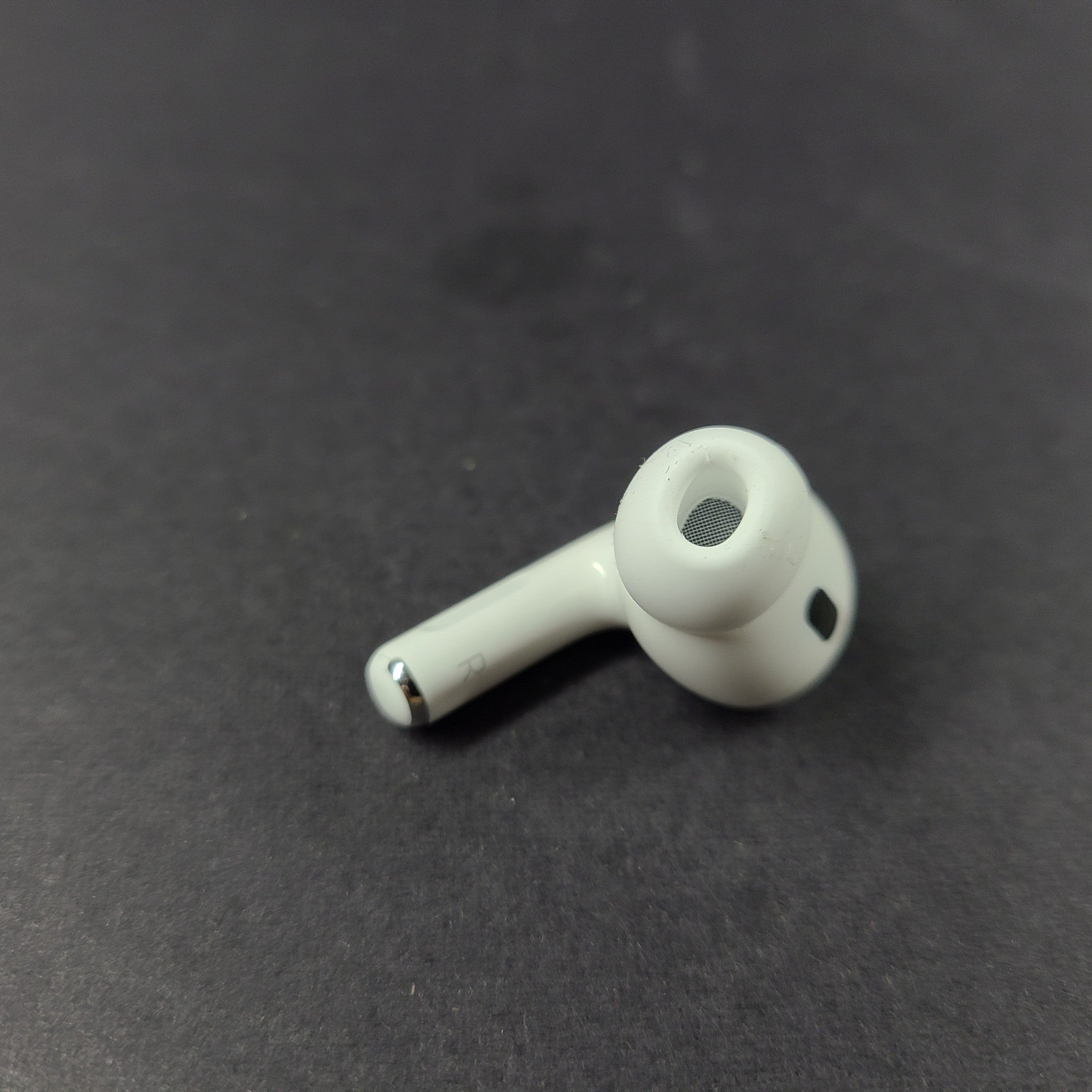 Apple AirPods Pro 2nd Gen Right Side Only A3047 AirPod from USB-C Case VN