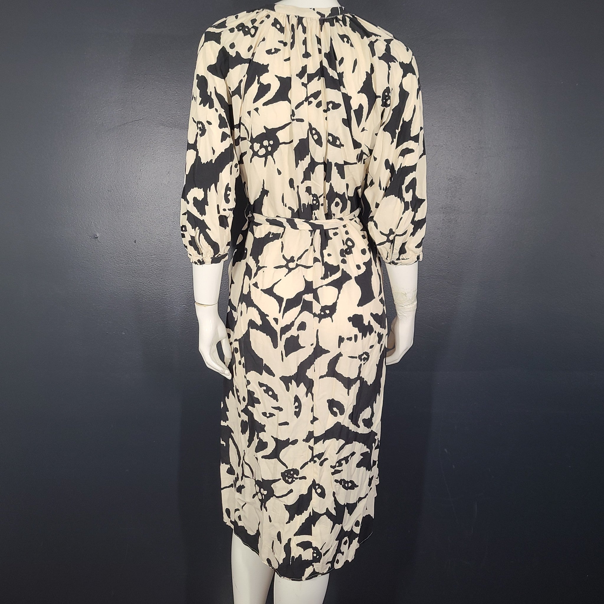 Reserved Midi Dress V-Neck Belted Viscose Floral Pattern Black White Sz 4 (34)
