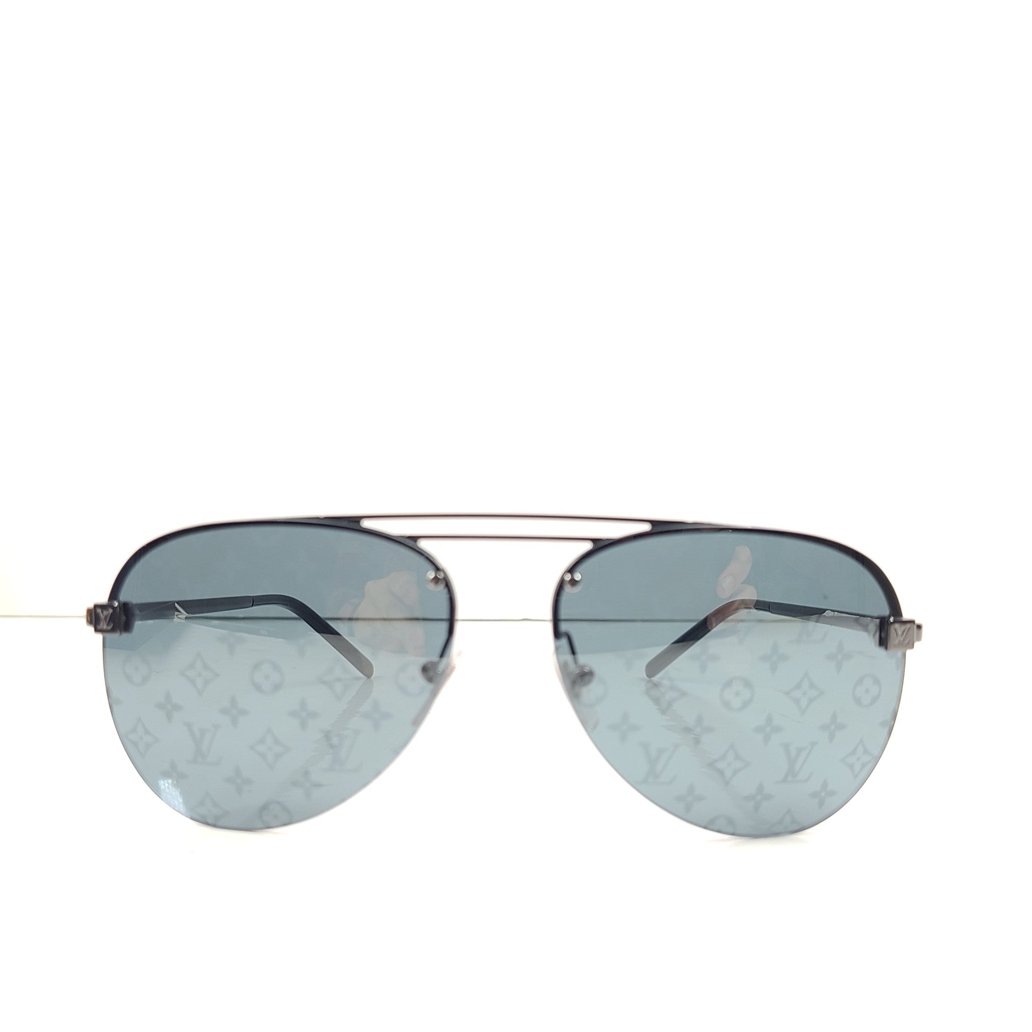 Louis Vuitton Men's Clockwise Sunglasses Dark Gun Monogram Z1019E Aviator NEW