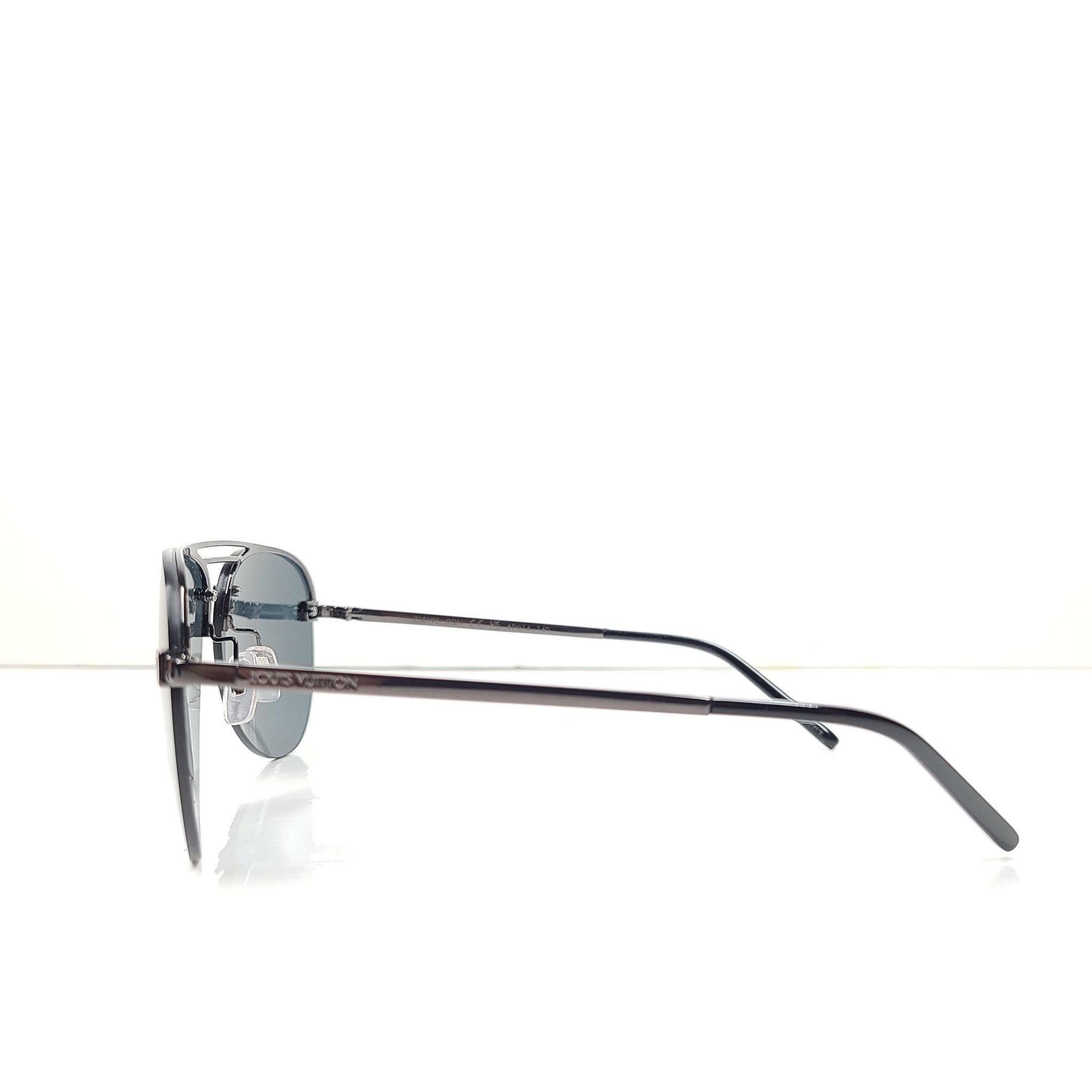 Louis Vuitton Men's Clockwise Sunglasses Dark Gun Monogram Z1019E Aviator NEW