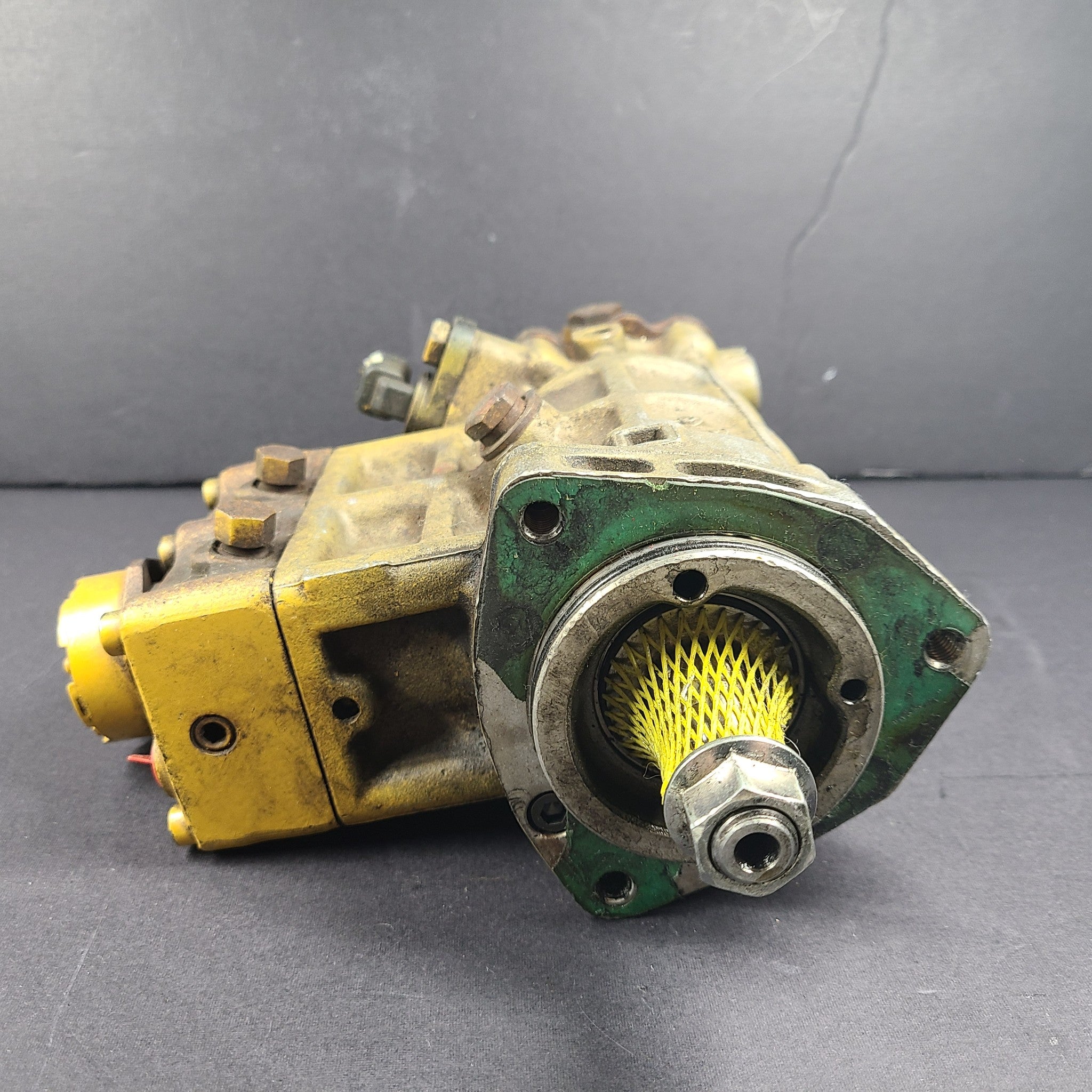 Fuel Injection Pump 295-9126 271-2265 2959125 2712265 For CAT M313D C4.4 Engine