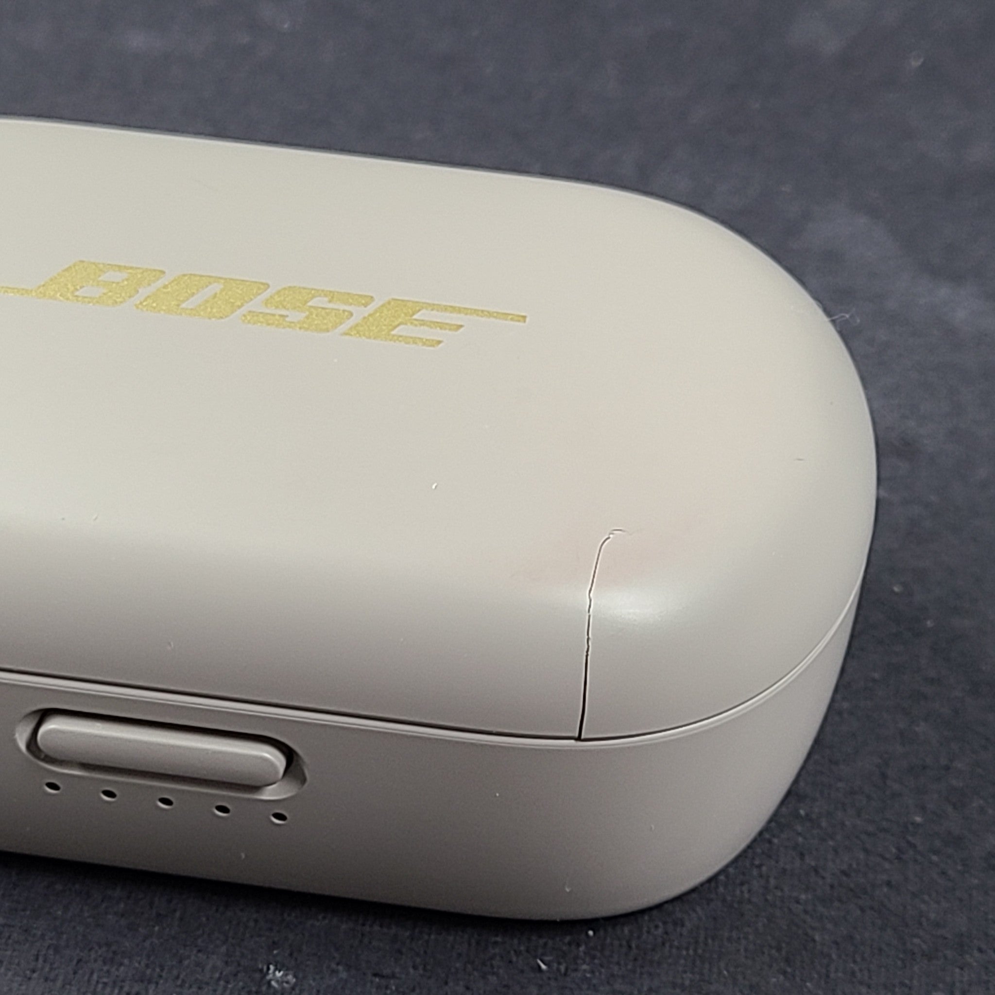 Bose QuietComfort Charging Case Spare for Earbuds CASE ONLY - BEIGE BROWN 429708