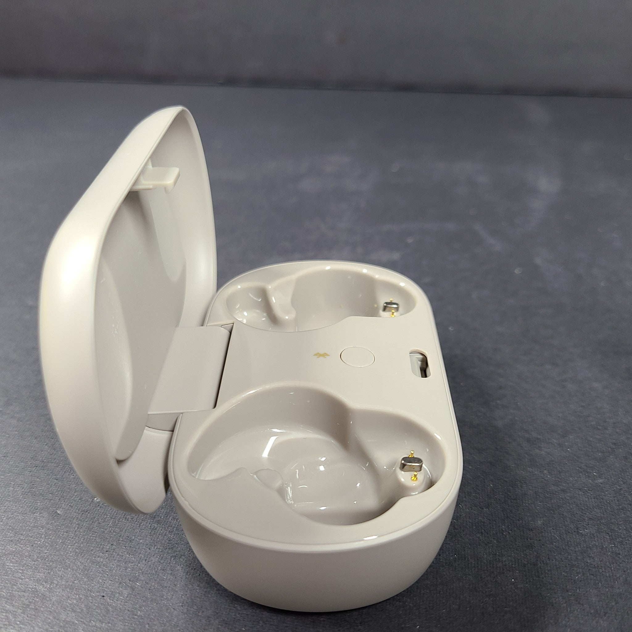 Bose QuietComfort Charging Case Spare for Earbuds CASE ONLY - BEIGE BROWN 429708