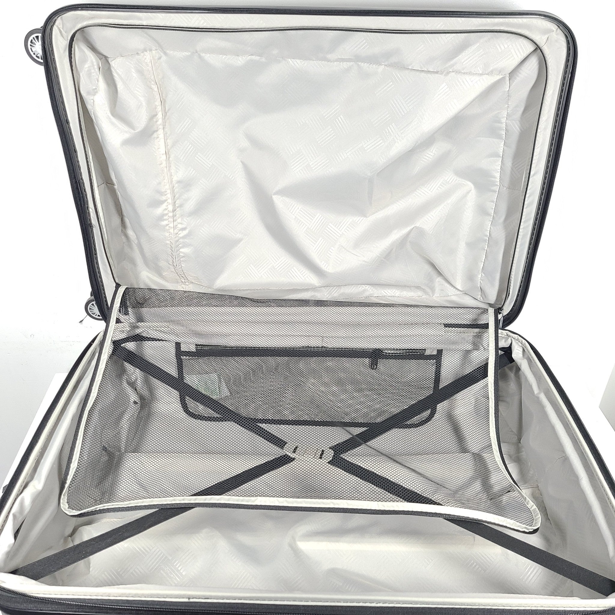 Samsonite 30" Hi-Fi Spinner Large Luggage Hardshell Light Expanding TSA Black