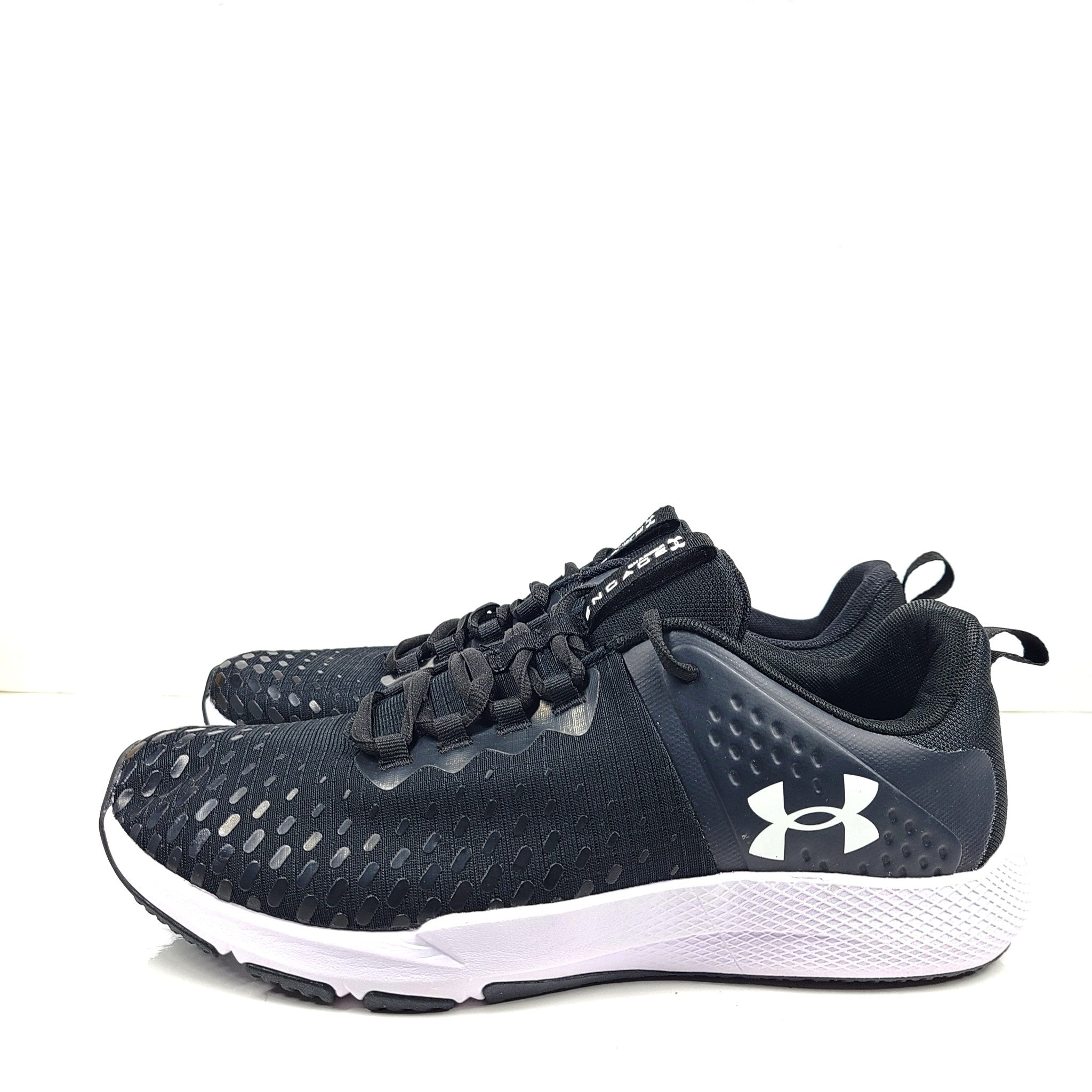 Under Armour Men's UA Charged Engage 2 Shoes Sneakers Black 3025527-001 9.5