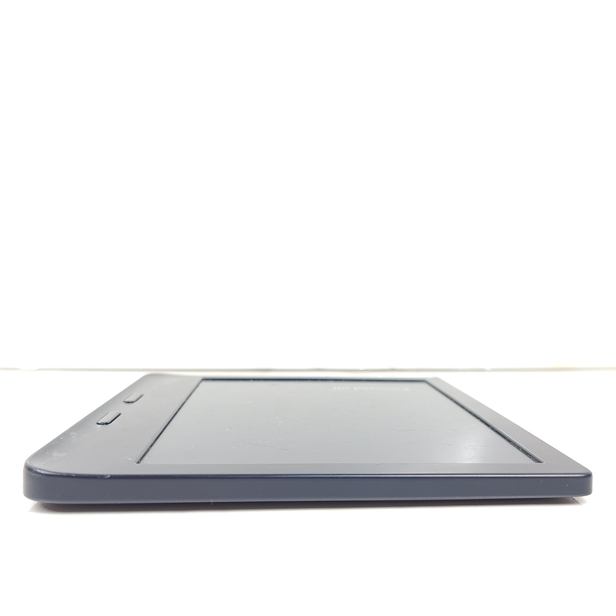 Kobo Libra 2 N418 32GB Wi-Fi 7in eReader eBook Reader - Black ***Scratches***