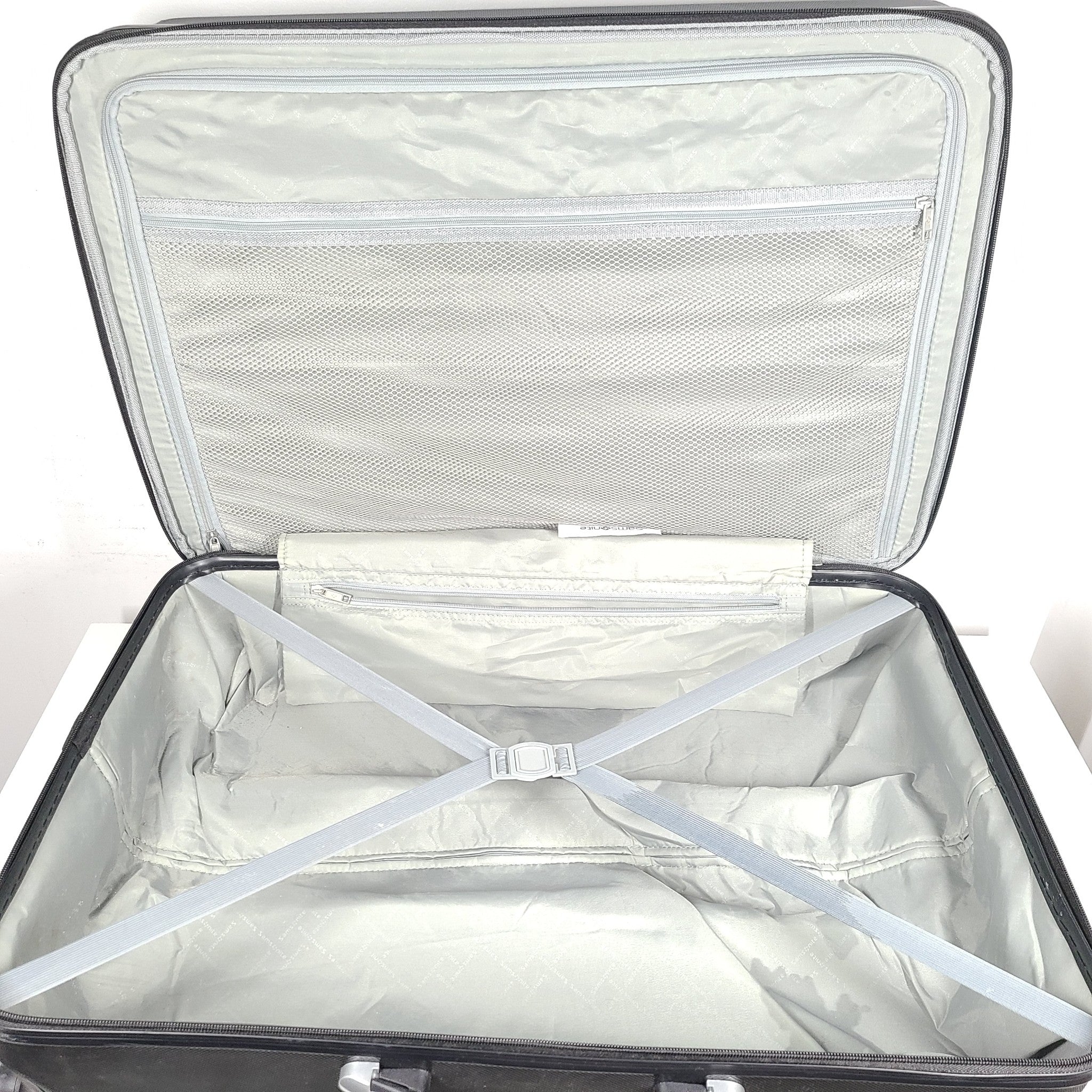 Samsonite 25" Mintlaw Large Spinner Luggage Hardshell Light Expanding Black