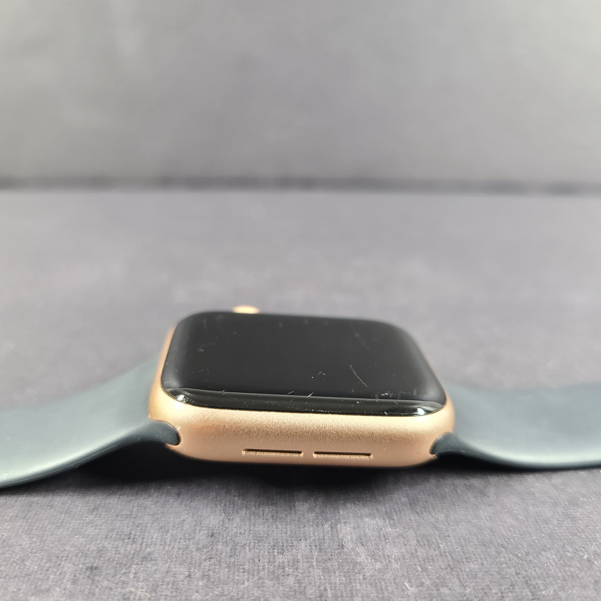 Apple Watch Series 6 40MM GPS+LTE A2293 Aluminum Ceramic Case w/ S/M Band READ