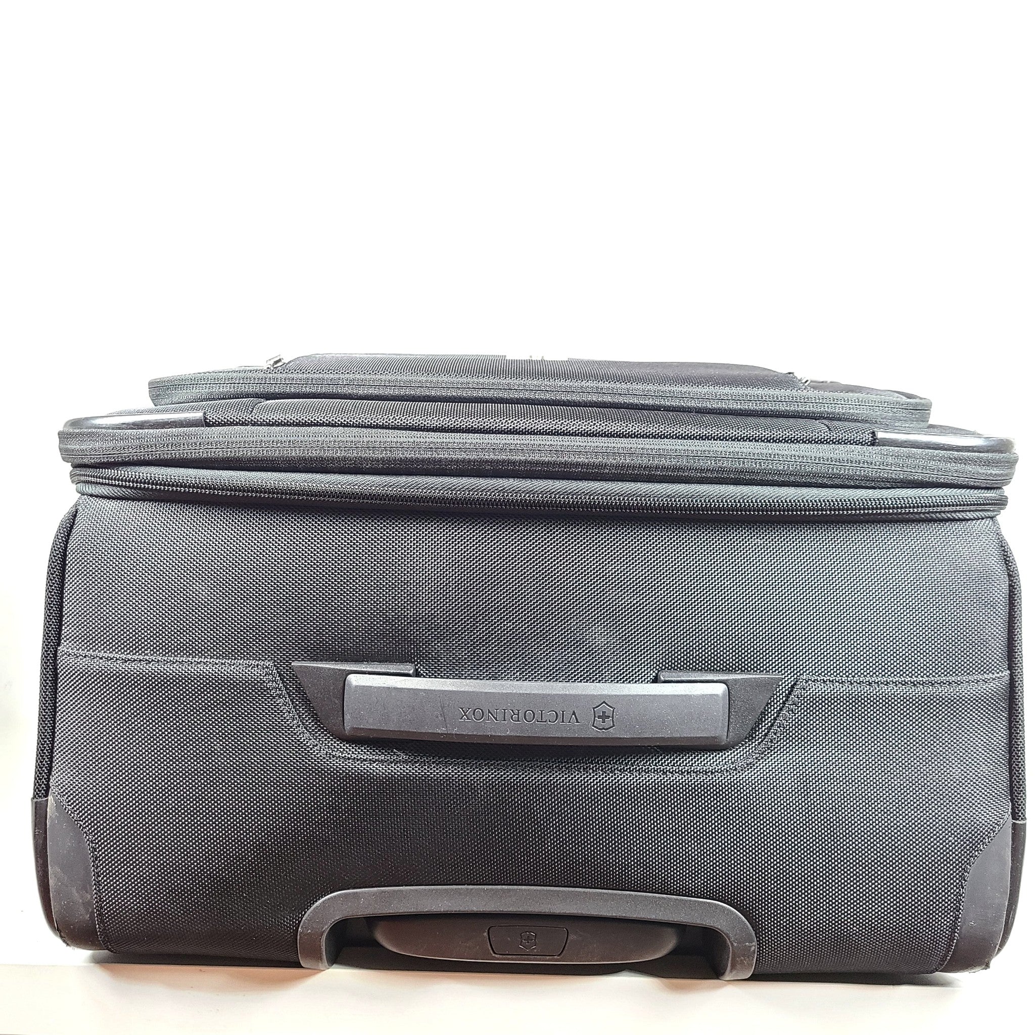 Victorinox 25" VX Avenue Softside Spinner Suitcase Luggage Black Locking 605920