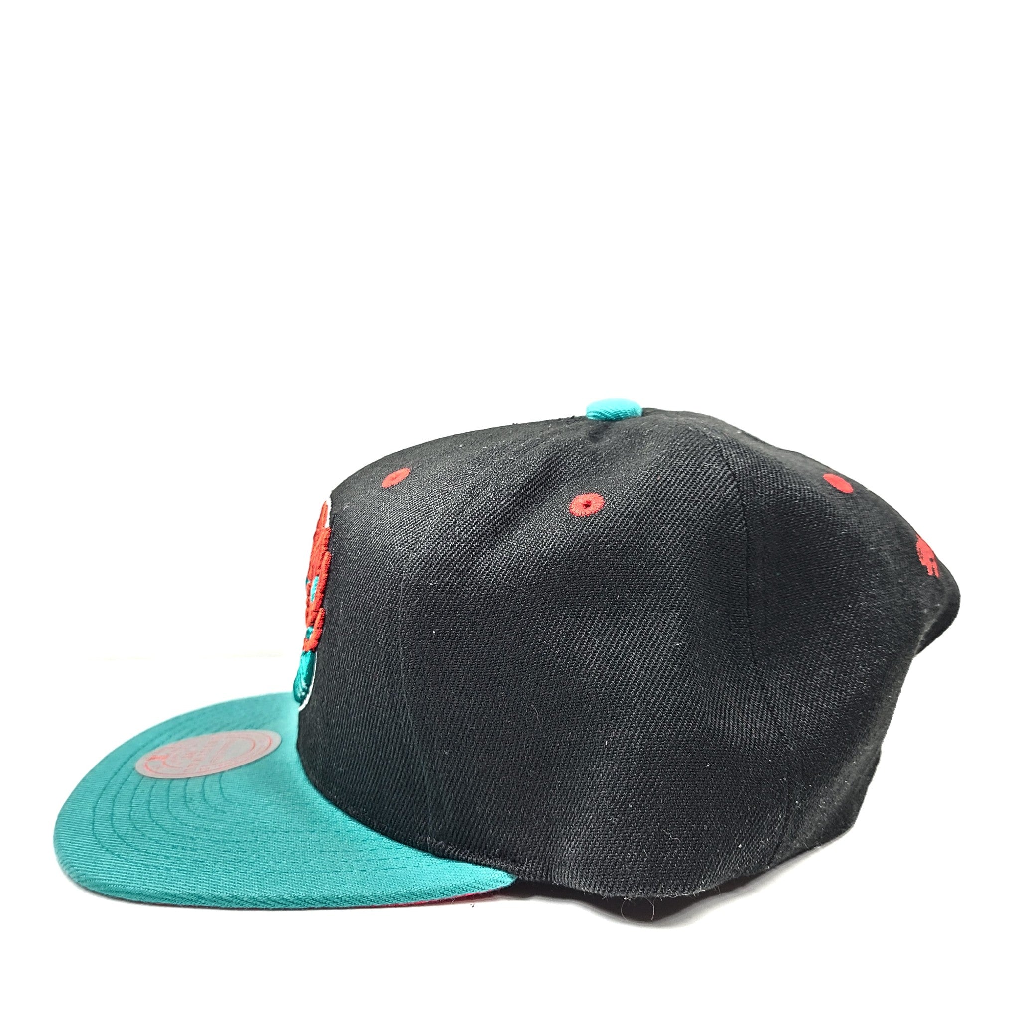 Vancouver Grizzlies Mitchell & Ness Remix Snapback HWC Cap Hat Black/Teal