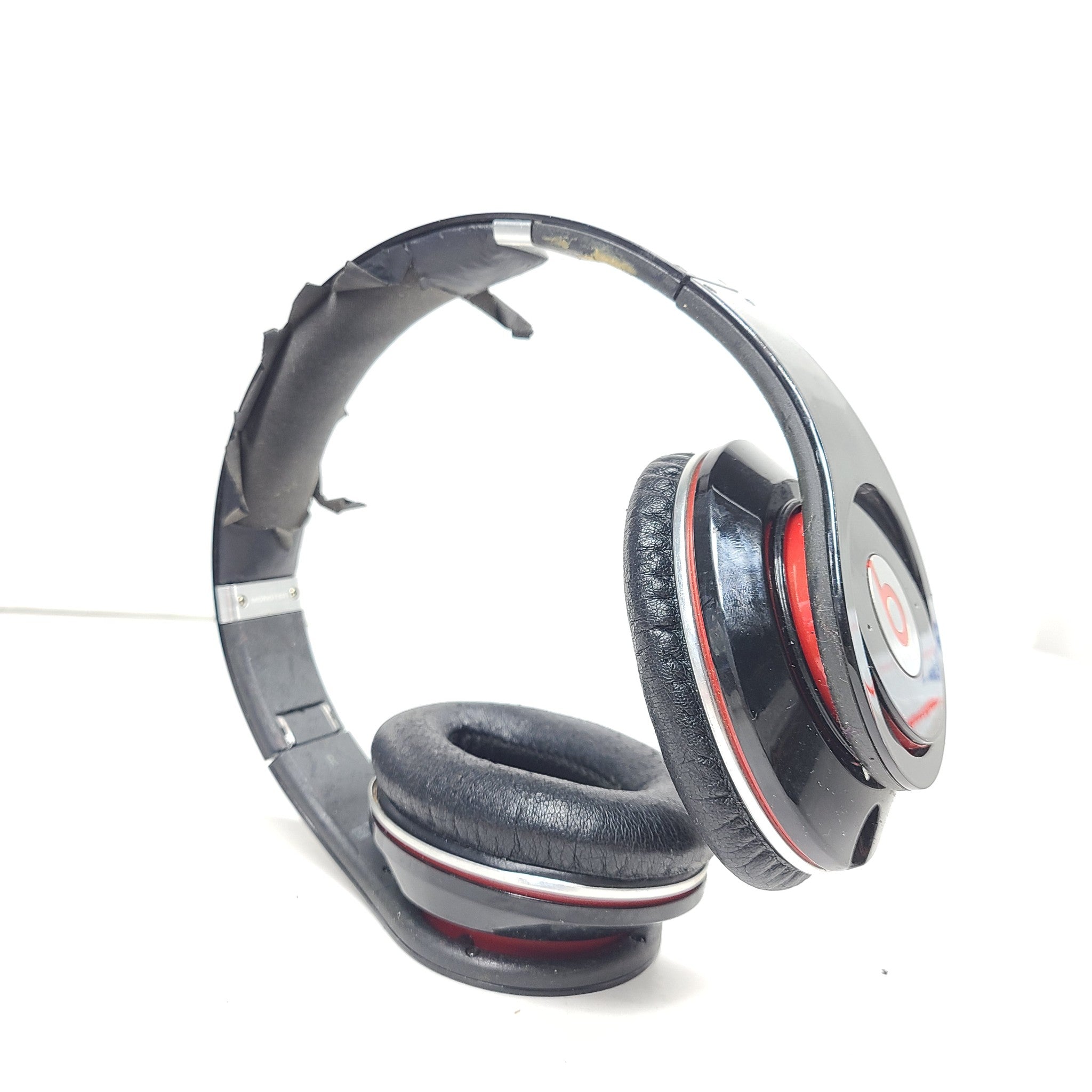 Beats Studio Headband Wired Headphones by Dr. Dre - Black READ