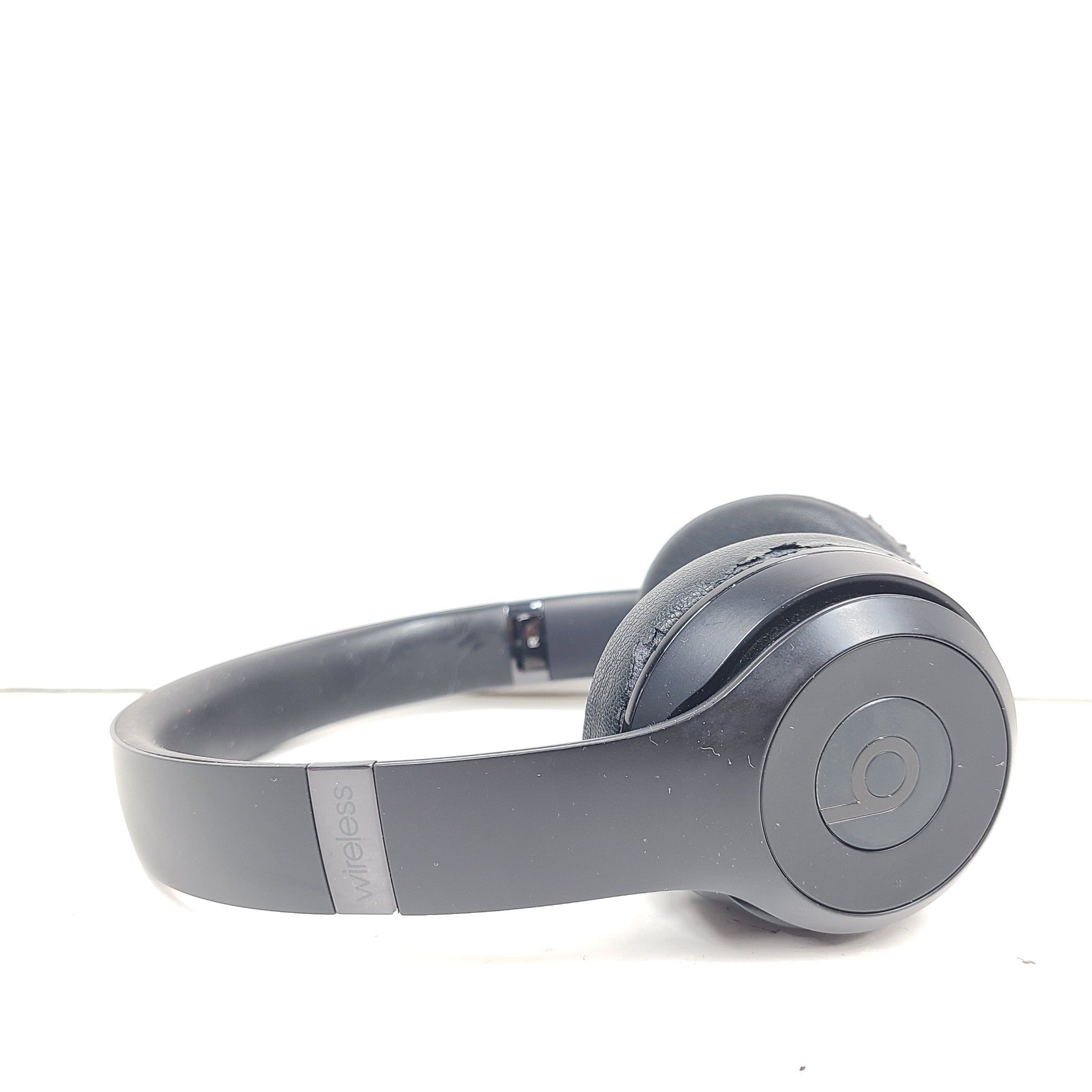 Beats by Dr. Dre Beats Solo3 Wireless On-Ear Headphones - Matte Black A1796 READ