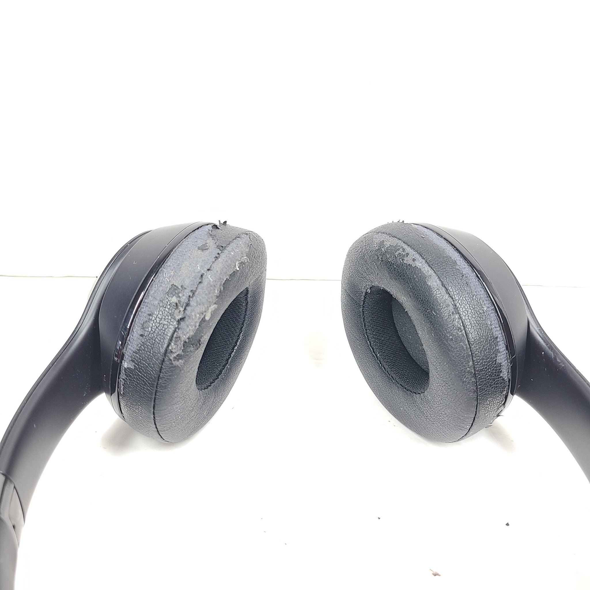 Beats by Dr. Dre Beats Solo3 Wireless On-Ear Headphones - Matte Black A1796 READ