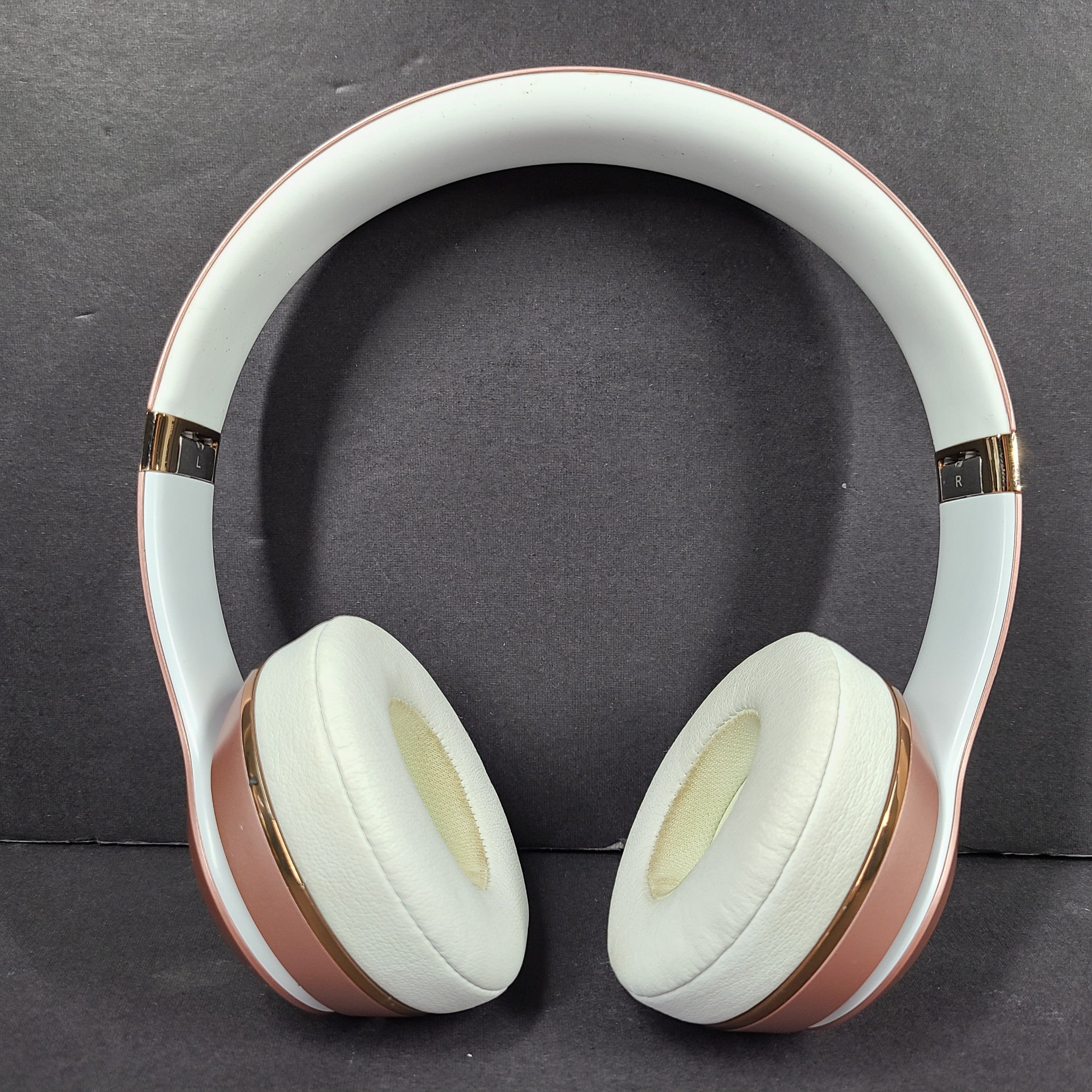 Beats by Dr. Dre Beats Solo3 On-Ear Wireless Headphones A1796 - Rose Gold