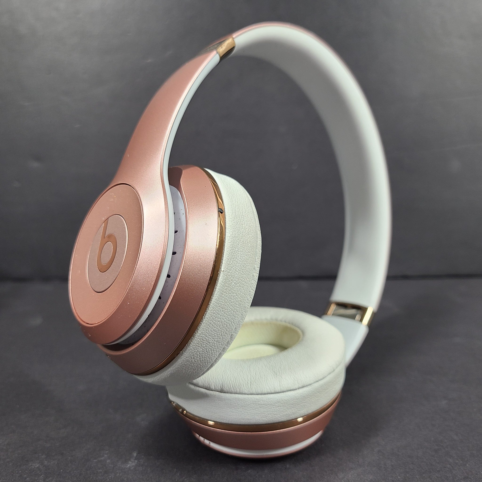 Beats by Dr. Dre Beats Solo3 On-Ear Wireless Headphones A1796 - Rose Gold