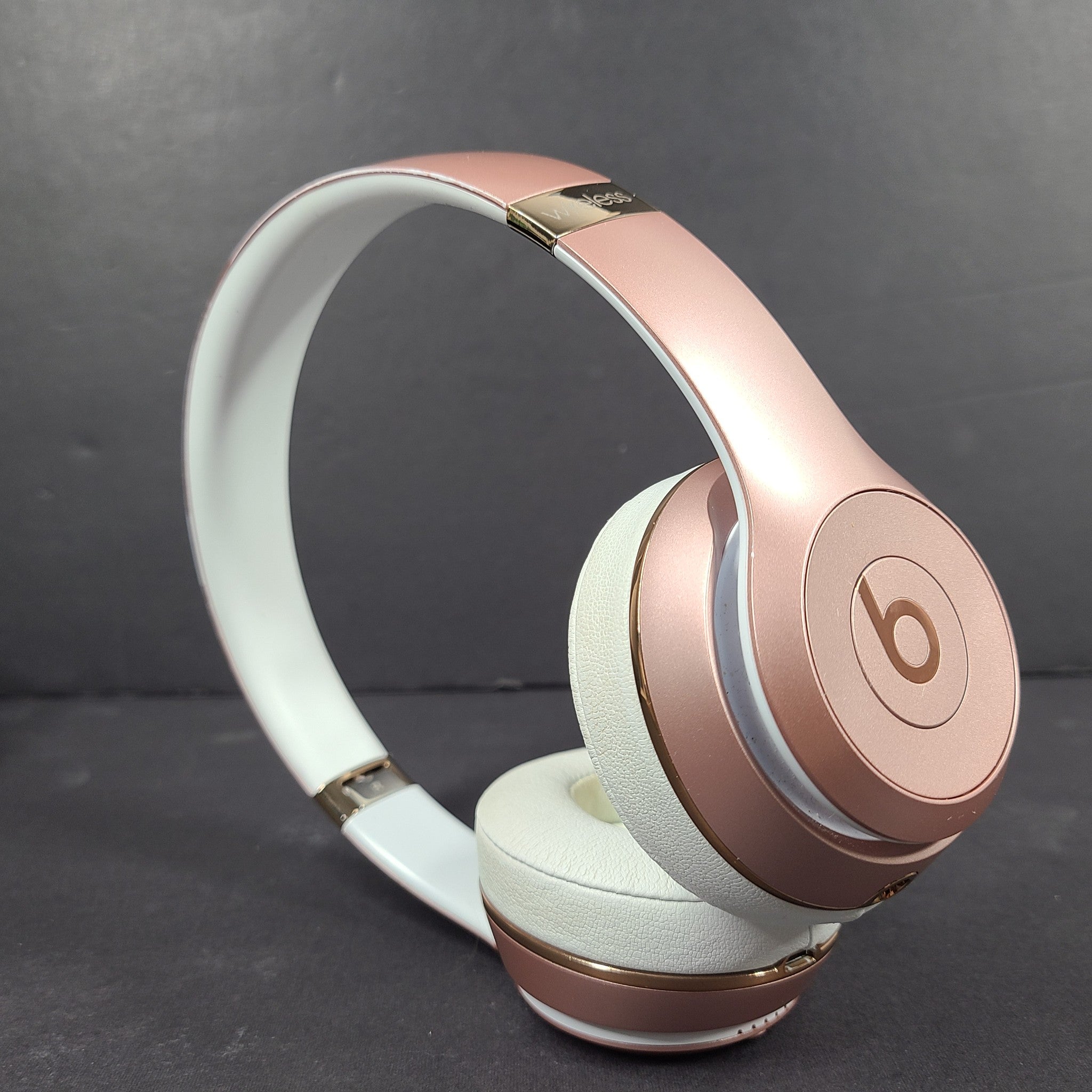 Beats by Dr. Dre Beats Solo3 On-Ear Wireless Headphones A1796 - Rose Gold