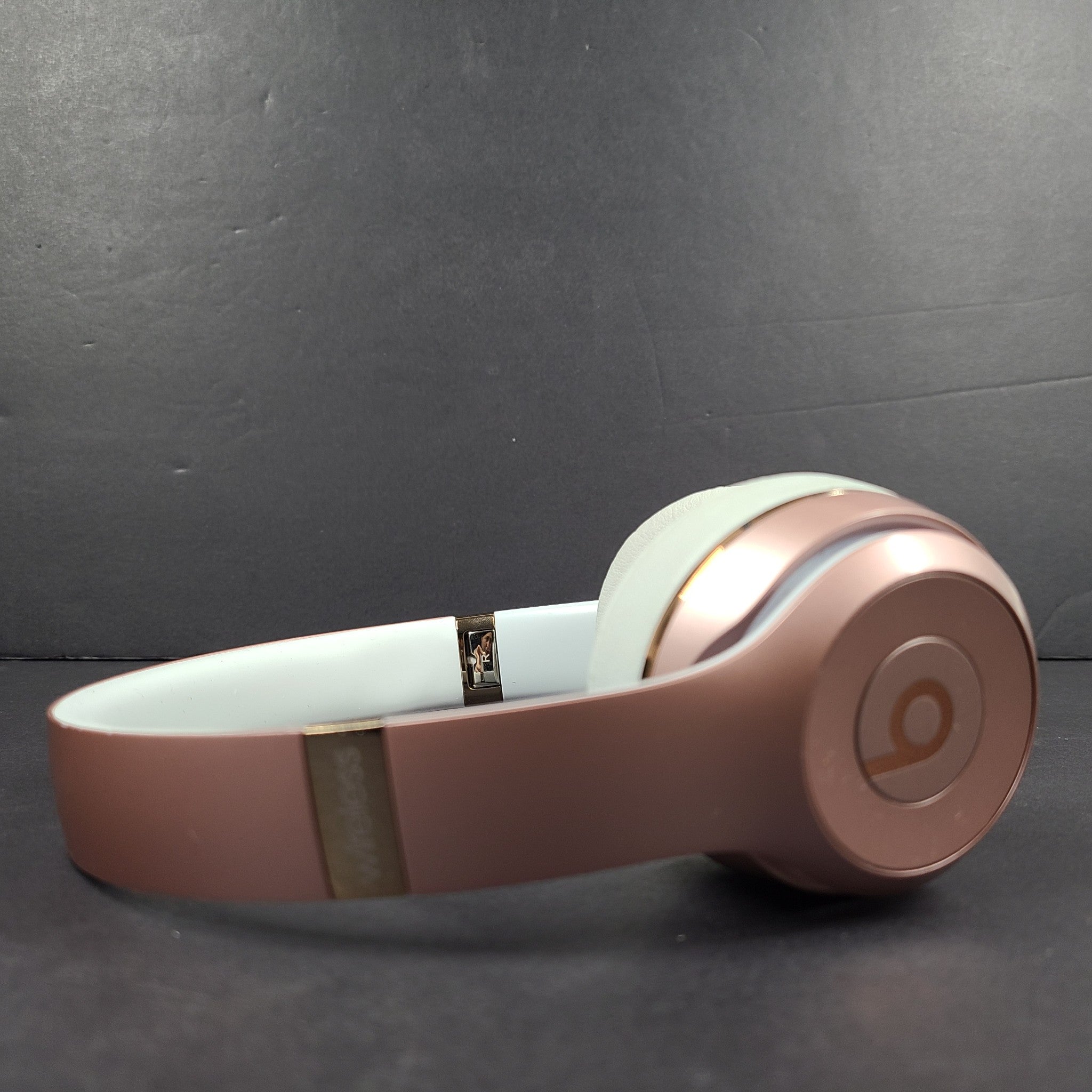 Beats by Dr. Dre Beats Solo3 On-Ear Wireless Headphones A1796 - Rose Gold
