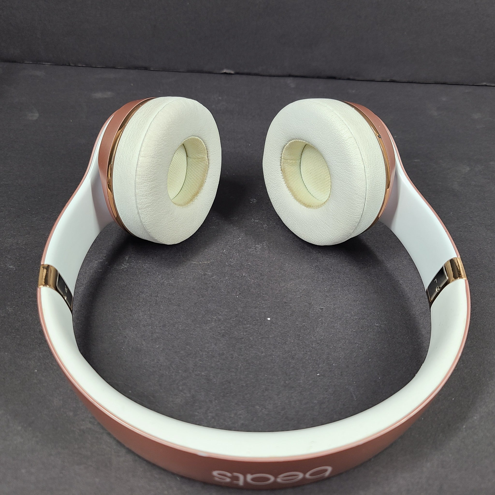Beats by Dr. Dre Beats Solo3 On-Ear Wireless Headphones A1796 - Rose Gold