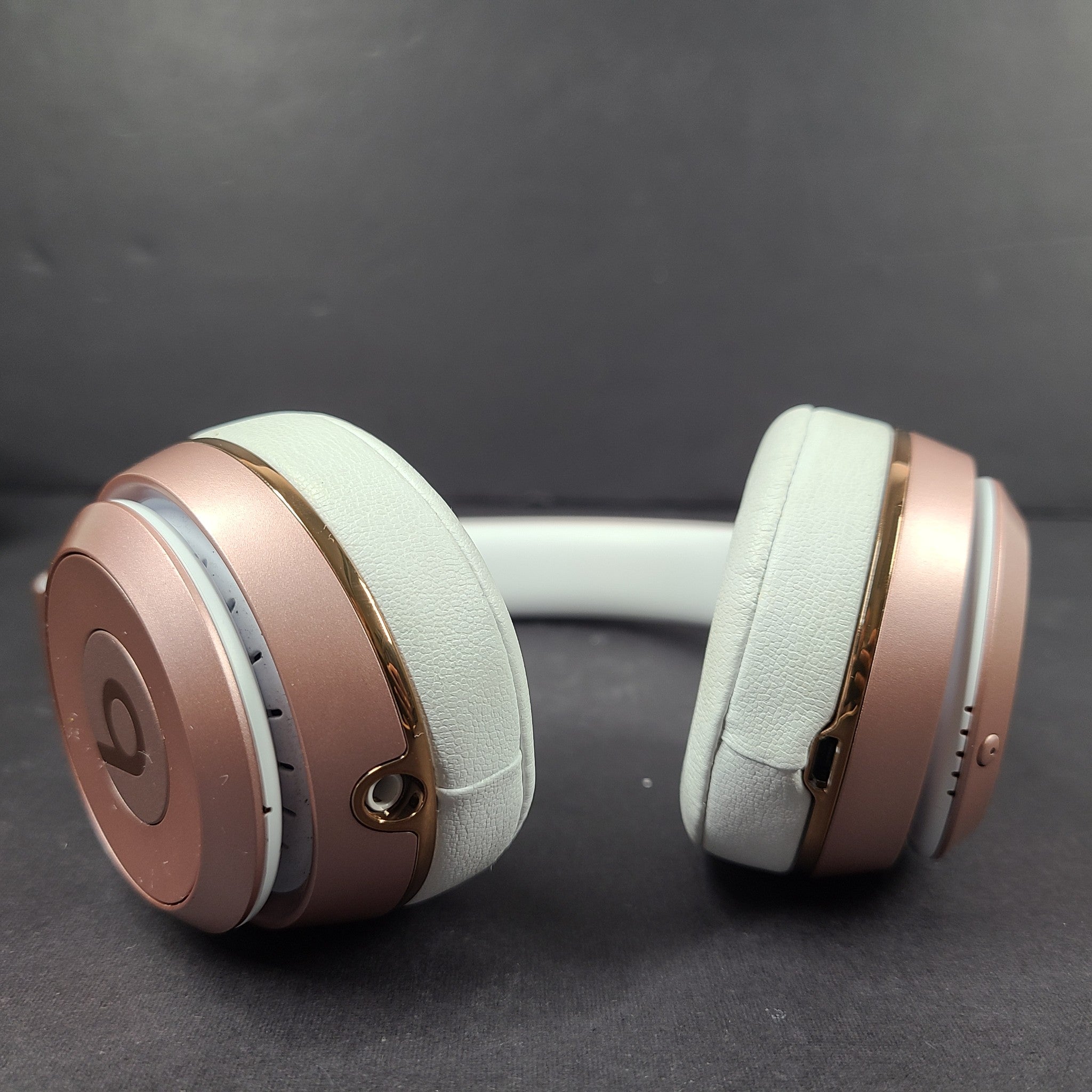 Beats by Dr. Dre Beats Solo3 On-Ear Wireless Headphones A1796 - Rose Gold