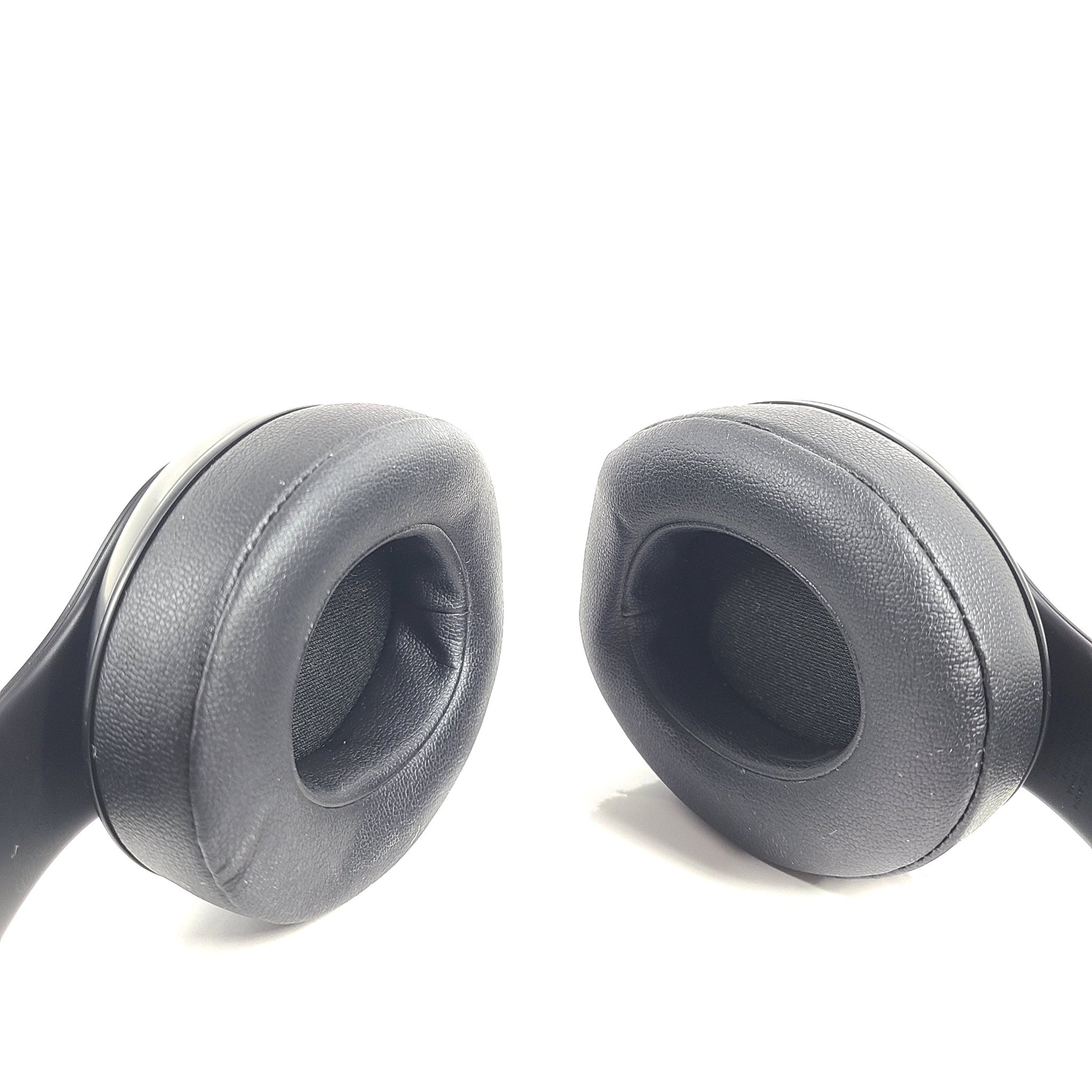 Beats by Dr. Dre Studio3 Over the Ear Wireless Bluetooth Headphones A1914  Black