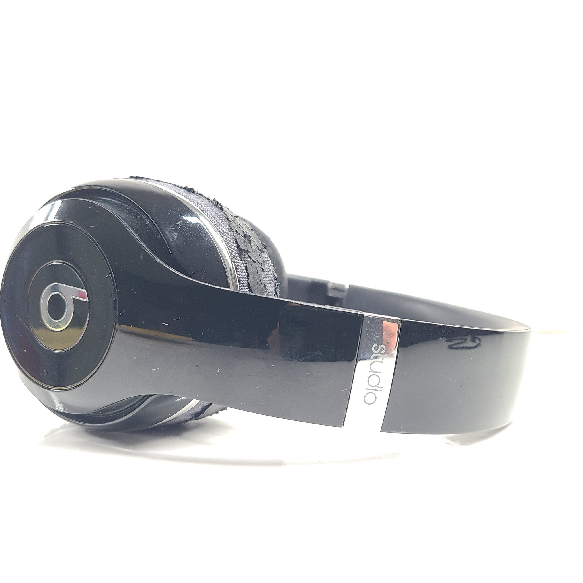 Beats by Dr. Dre Studio2 Wireless Bluetooth Headphones Black - B0501 READ!!