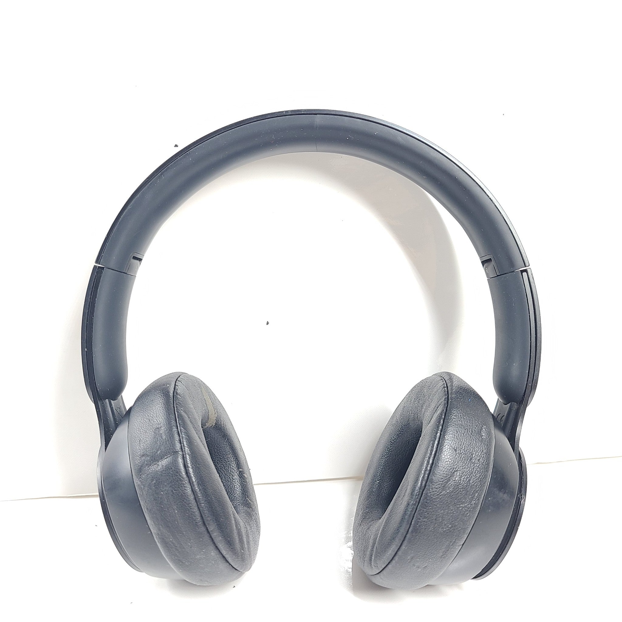 Beats By Dr. Dre Solo Pro Wireless Noise Cancelling Headphones Black A1881 READ