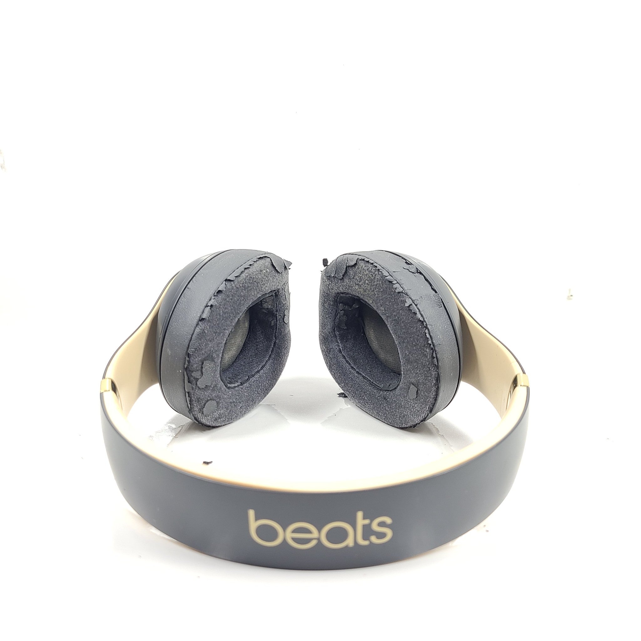 Beats by Dr. Dre Studio3 Wireless Headphones - Skyline A1914 - Shadow Gray