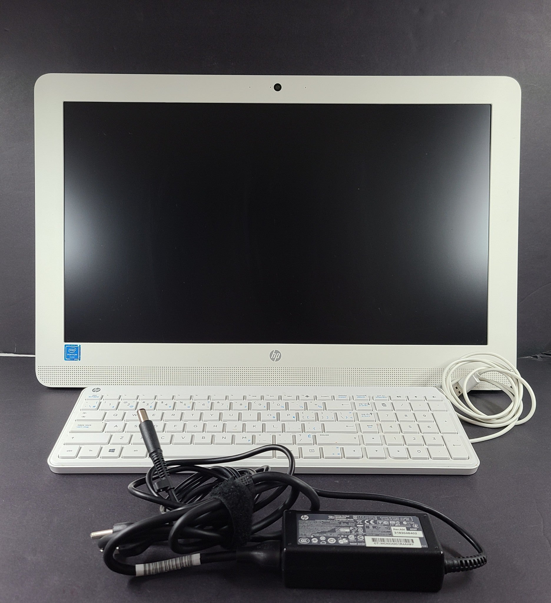 HP 22-b009 21.5" All-In-One Desktop Pentium J3710 8GB RAM 1TB HDD missing Stand