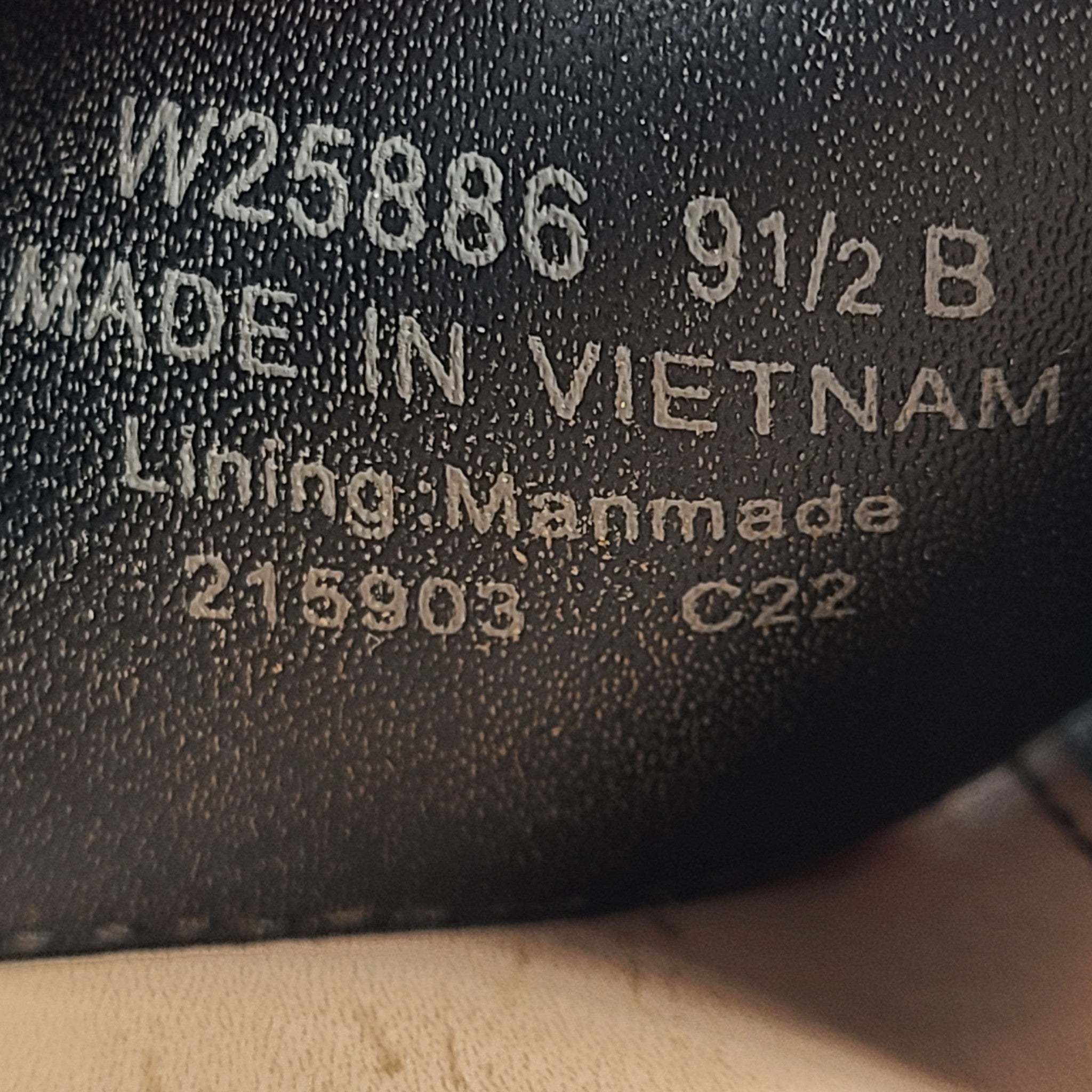 Cole Haan Women's Milani Thong Sandal Leather Thong Strap Sandals Black Sz 9.5